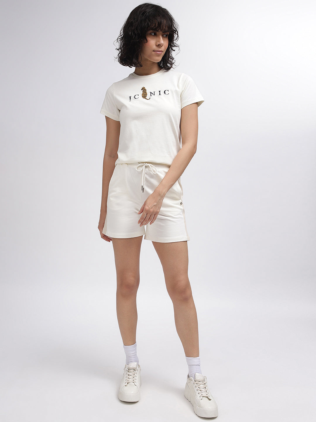 Iconic Women White Solid Round Neck Short Sleeves T-Shirt