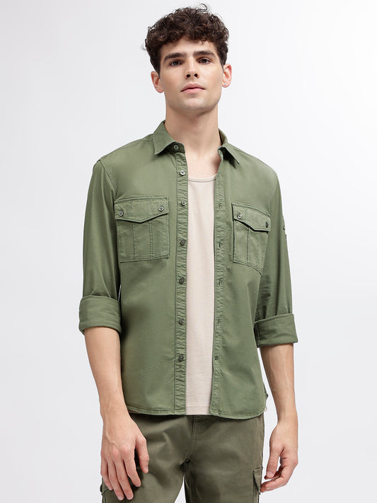 Iconic Men Olive Solid Spread Collar Full Sleeves Shirt