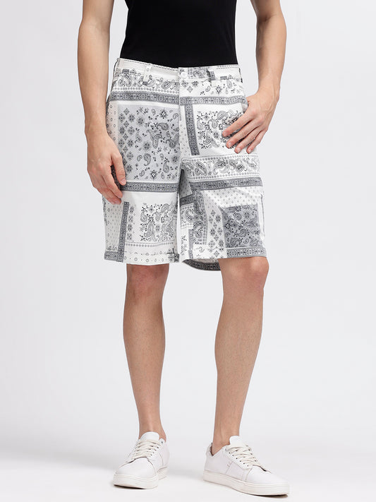 Iconic Men White Printed Relaxed Fit Shorts