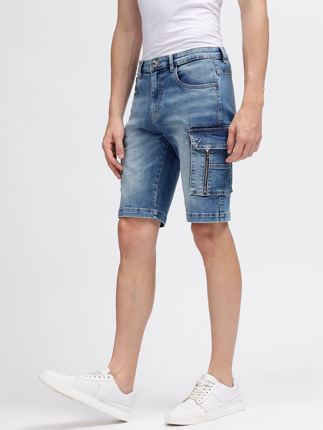 Iconic Men Blue Solid Regular Fit Shorts