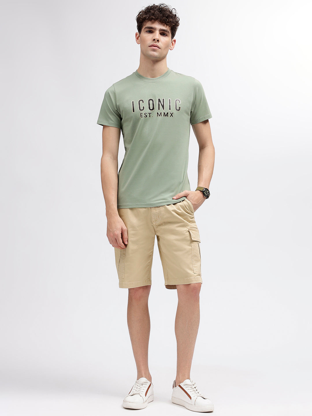 Iconic Men Beige Solid Regular Fit Shorts