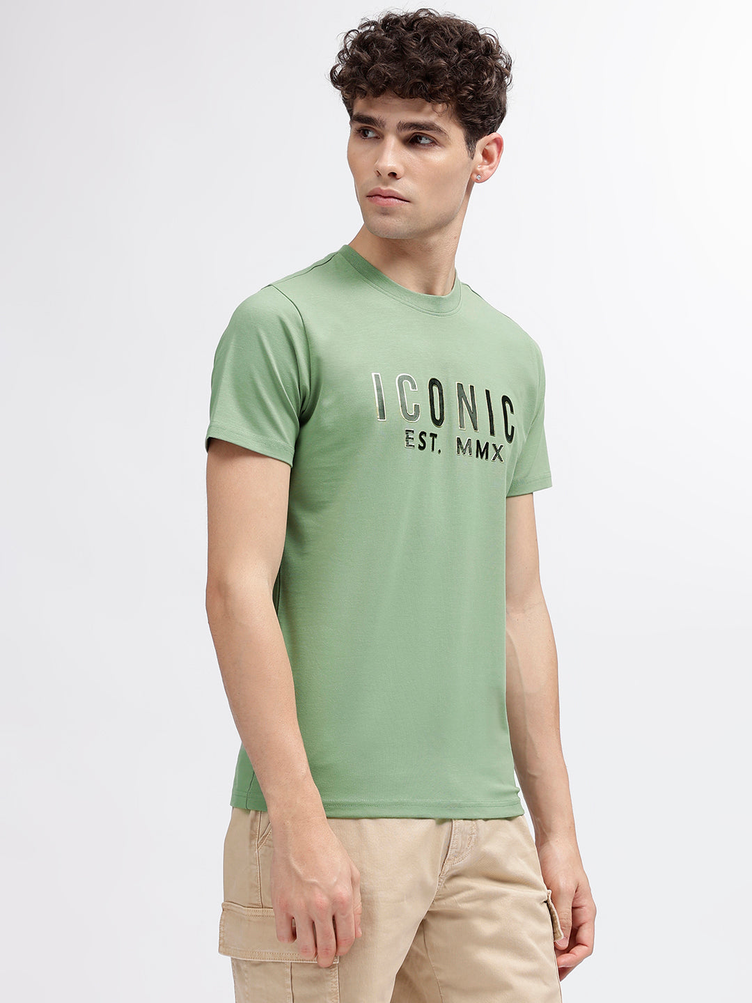 Iconic Men Green Solid Round Neck Short Sleeves T-Shirt