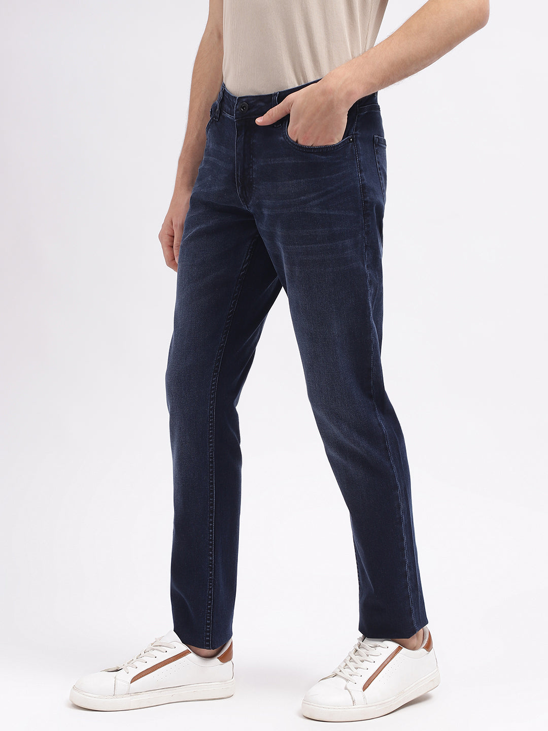 Lindbergh Men Blue Solid Tapered Fit Mid-Rise Jeans