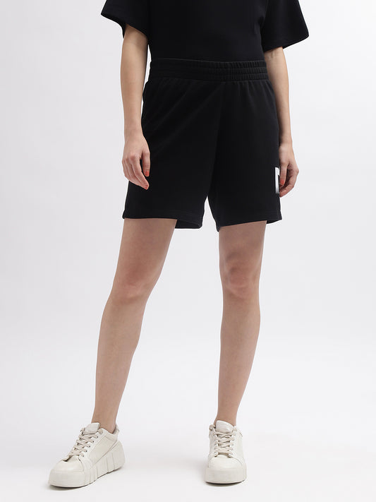 Dkny Women Black Printed Regular Fit Mid-Rise Shorts