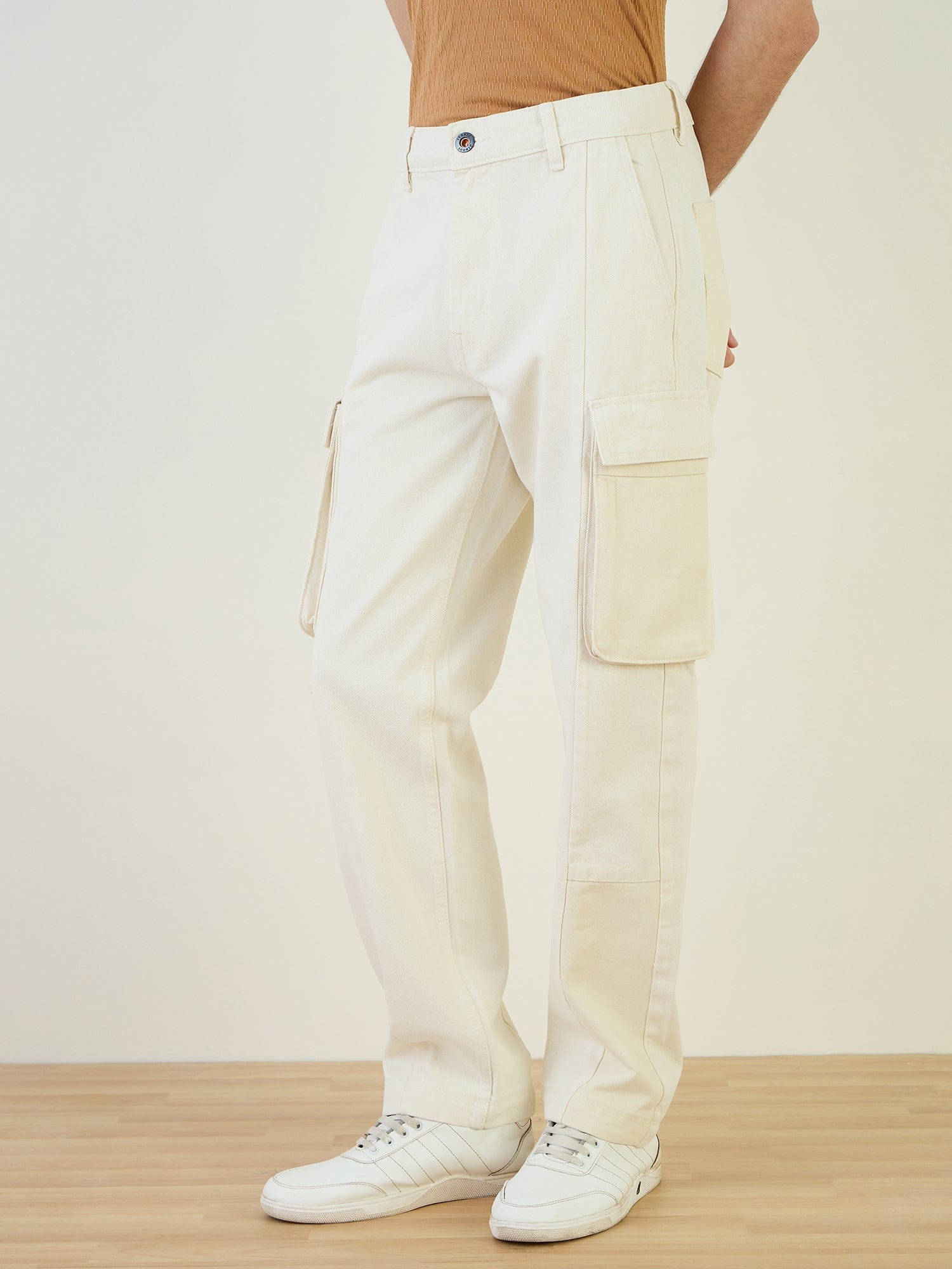 Iconic Men Beige Cargo Fit Solid Cargo Trouser