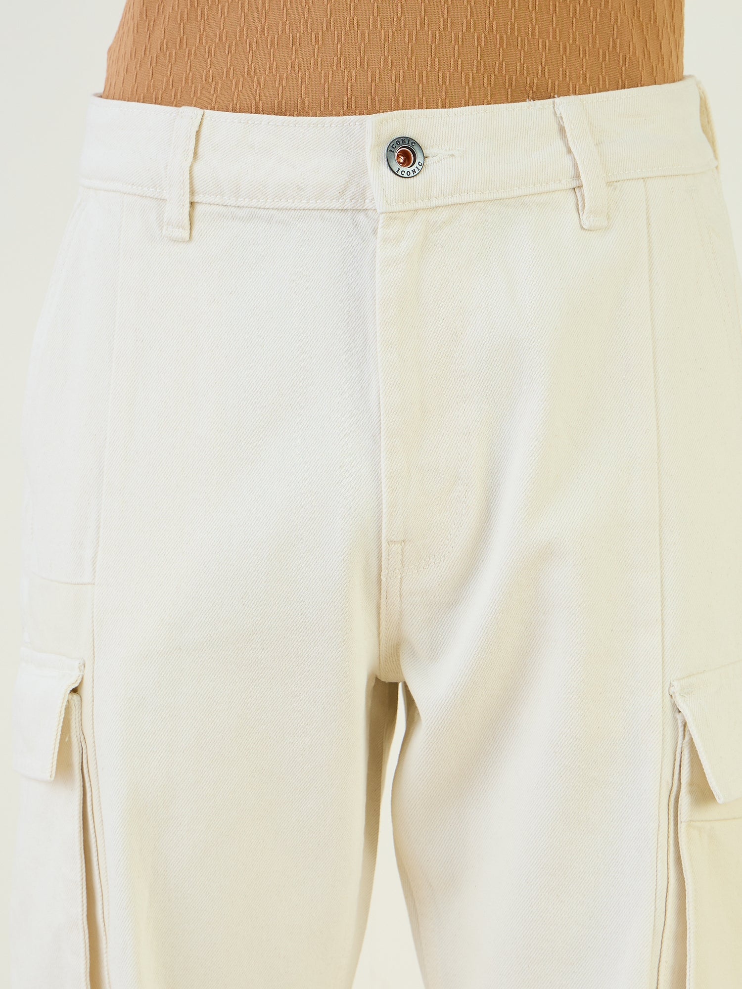 Iconic Men Beige Cargo Fit Solid Cargo Trouser