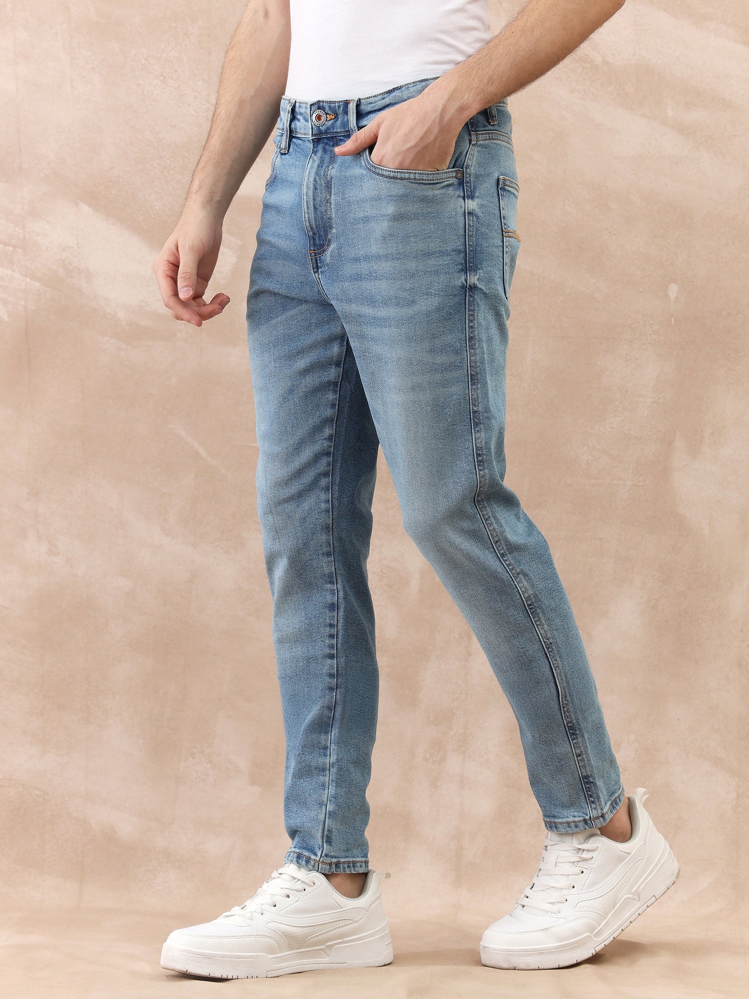 Iconic Men Blue Slim Tapered Solid Jeans