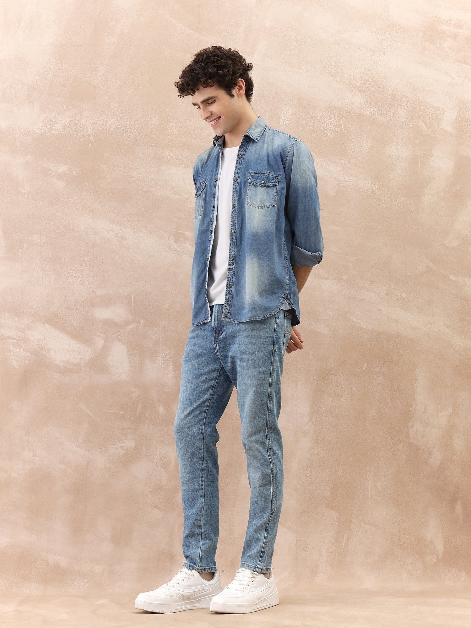 Iconic Men Blue Slim Tapered Solid Jeans