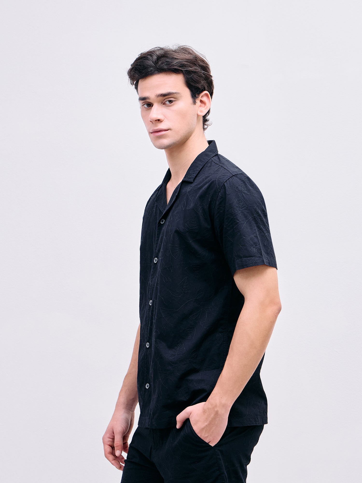 Iconic Men Black Solid Resort Collar Shirt