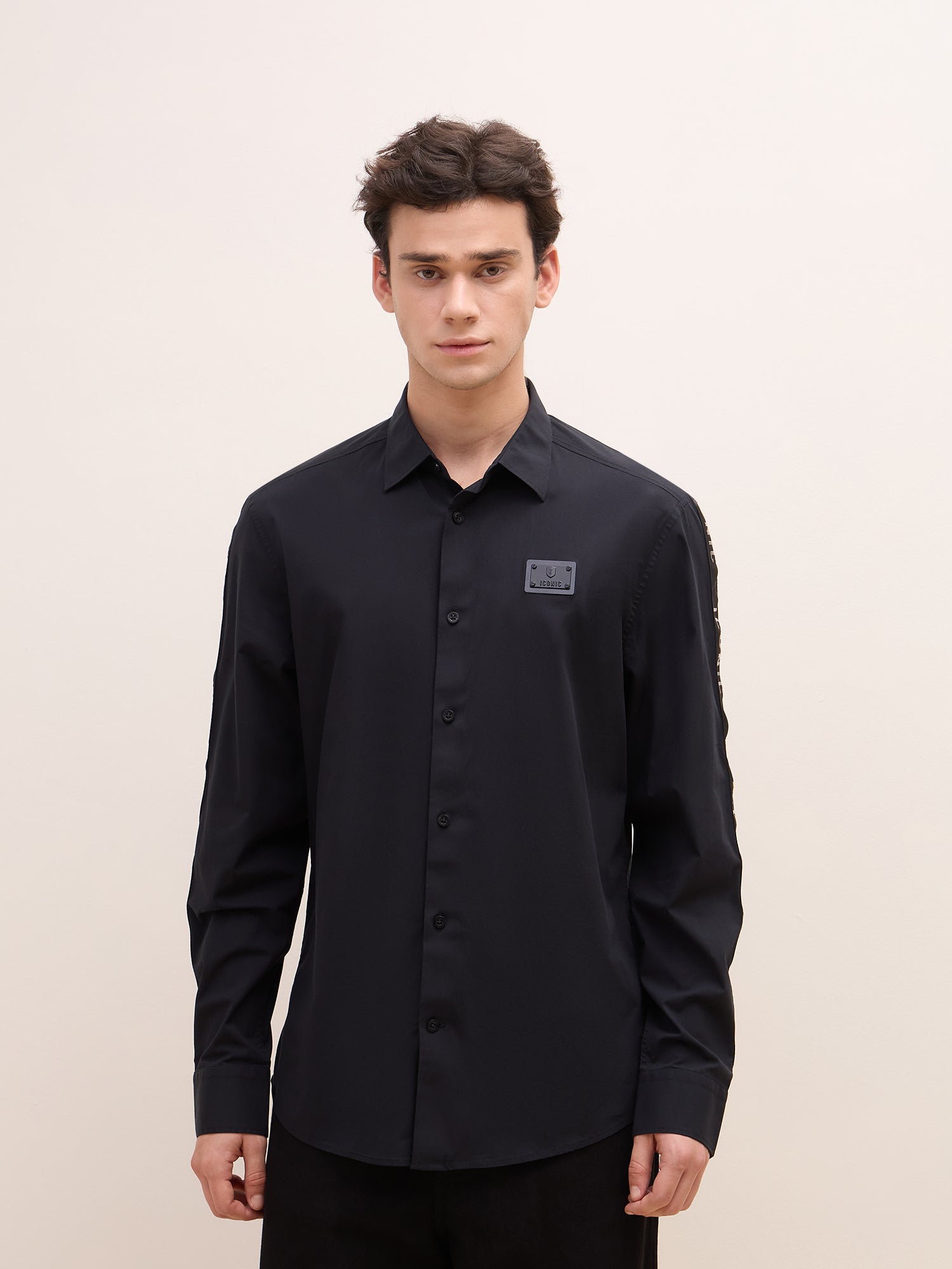 Iconic Men Black Solid Collar Shirt