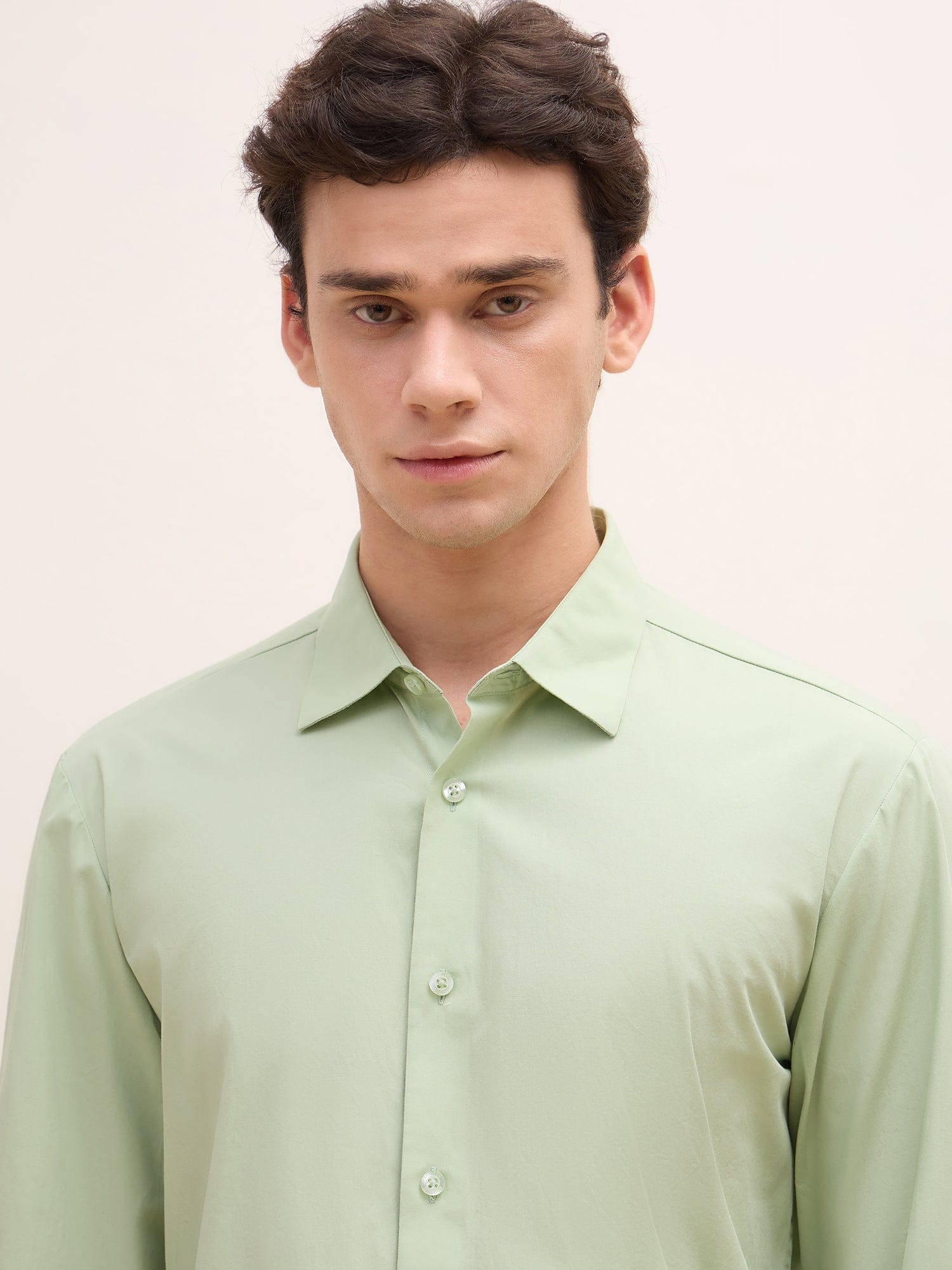 Iconic Men Green Solid Collar Shirt
