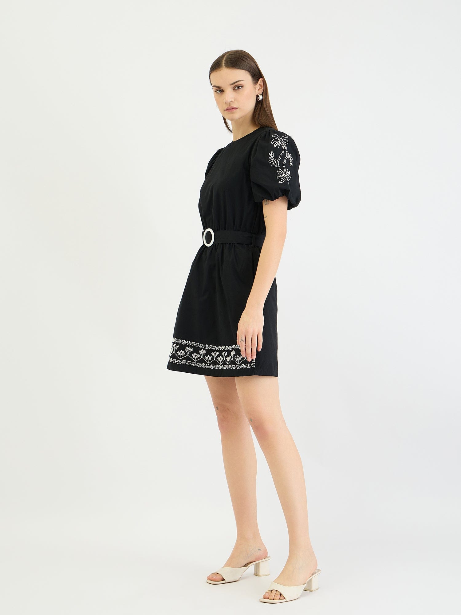 Elle Women Black Embroidered Round Neck Dress