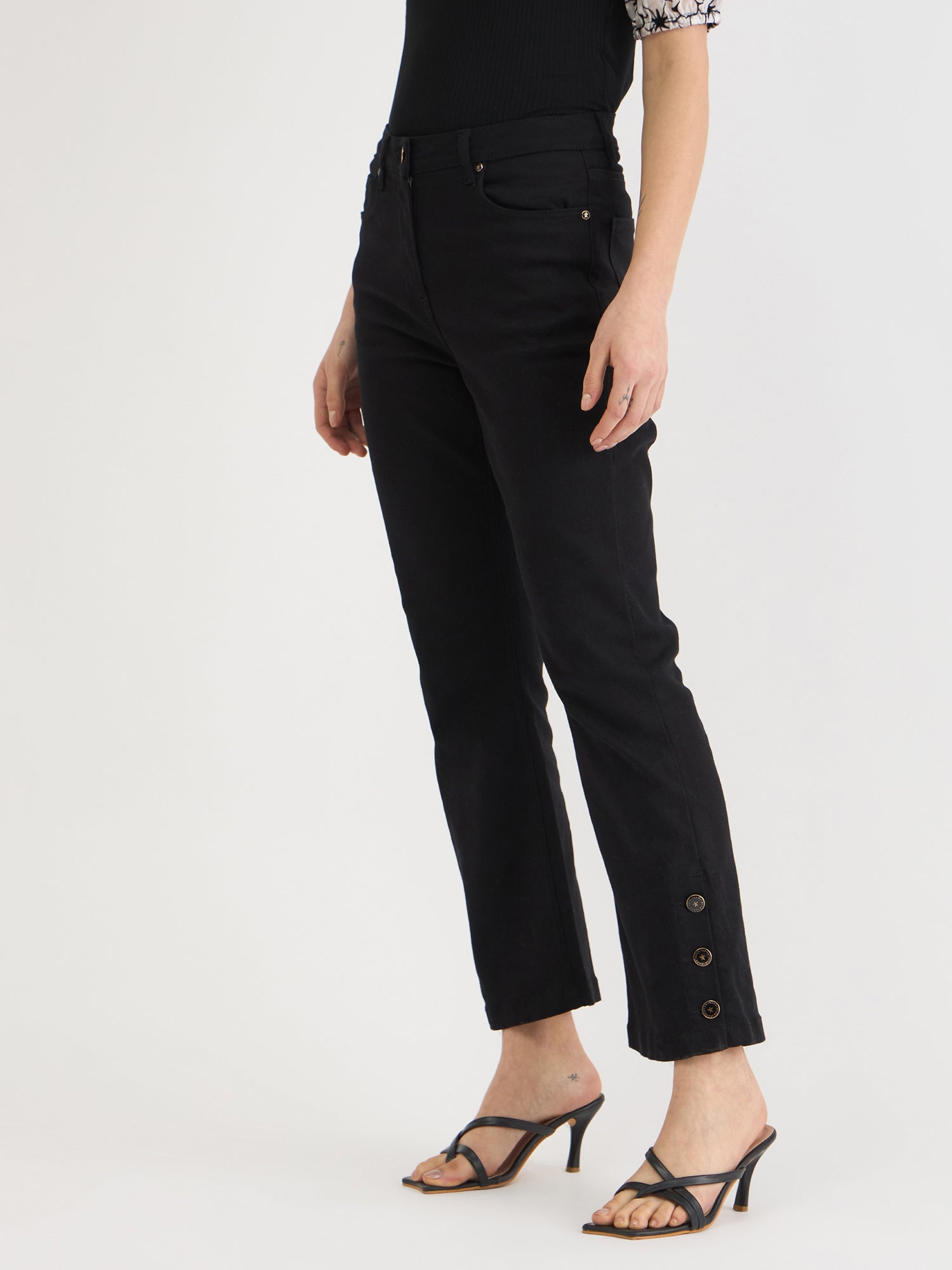 Elle Women Black Bootcut Fit Solid Jeans