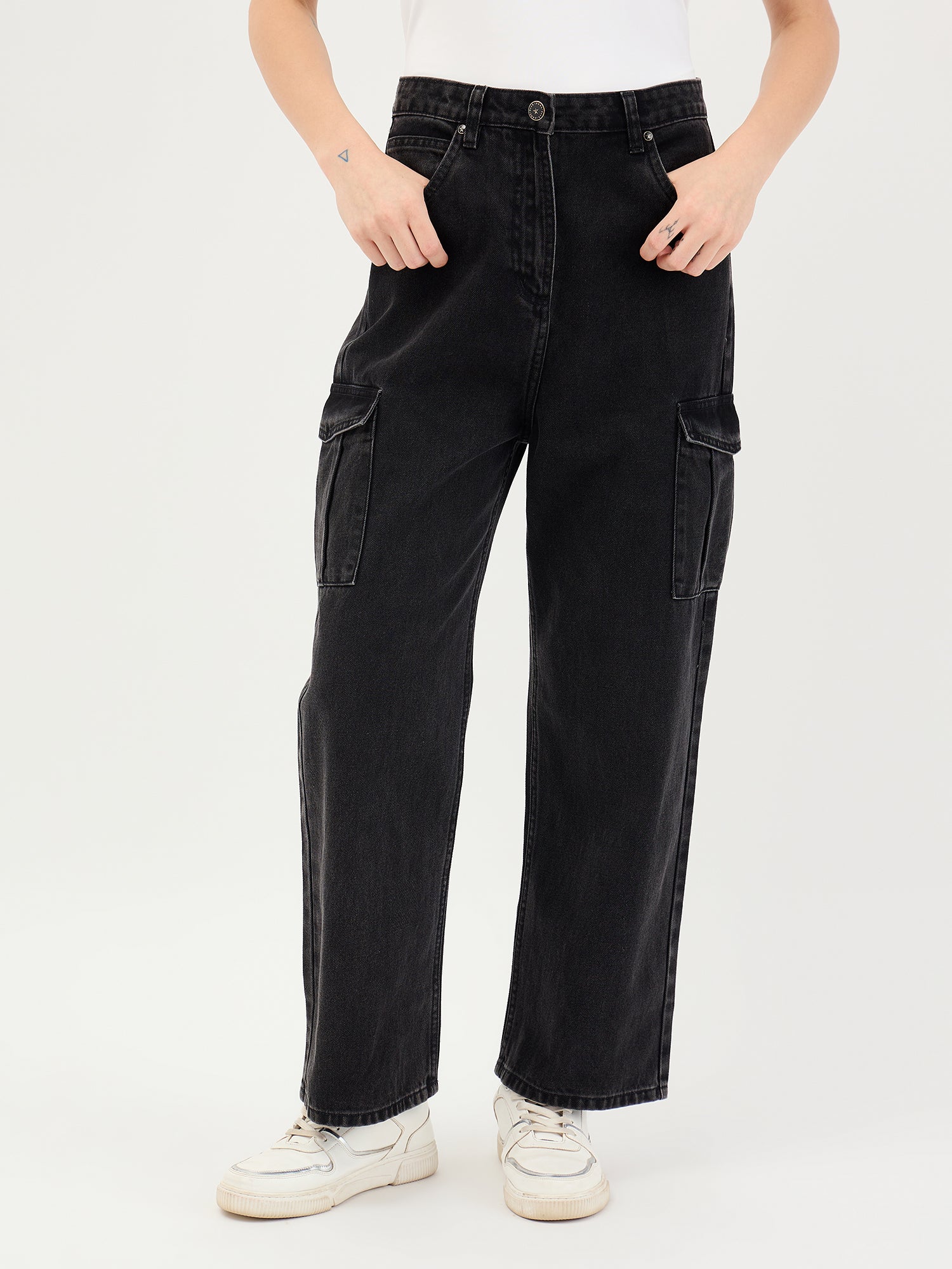 Elle Women Black Cargo Fit Solid Jeans