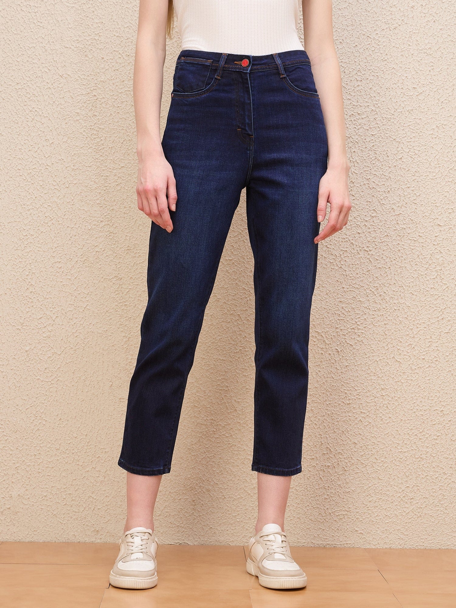 Iconic Women Blue Slim Fit Solid Jeans