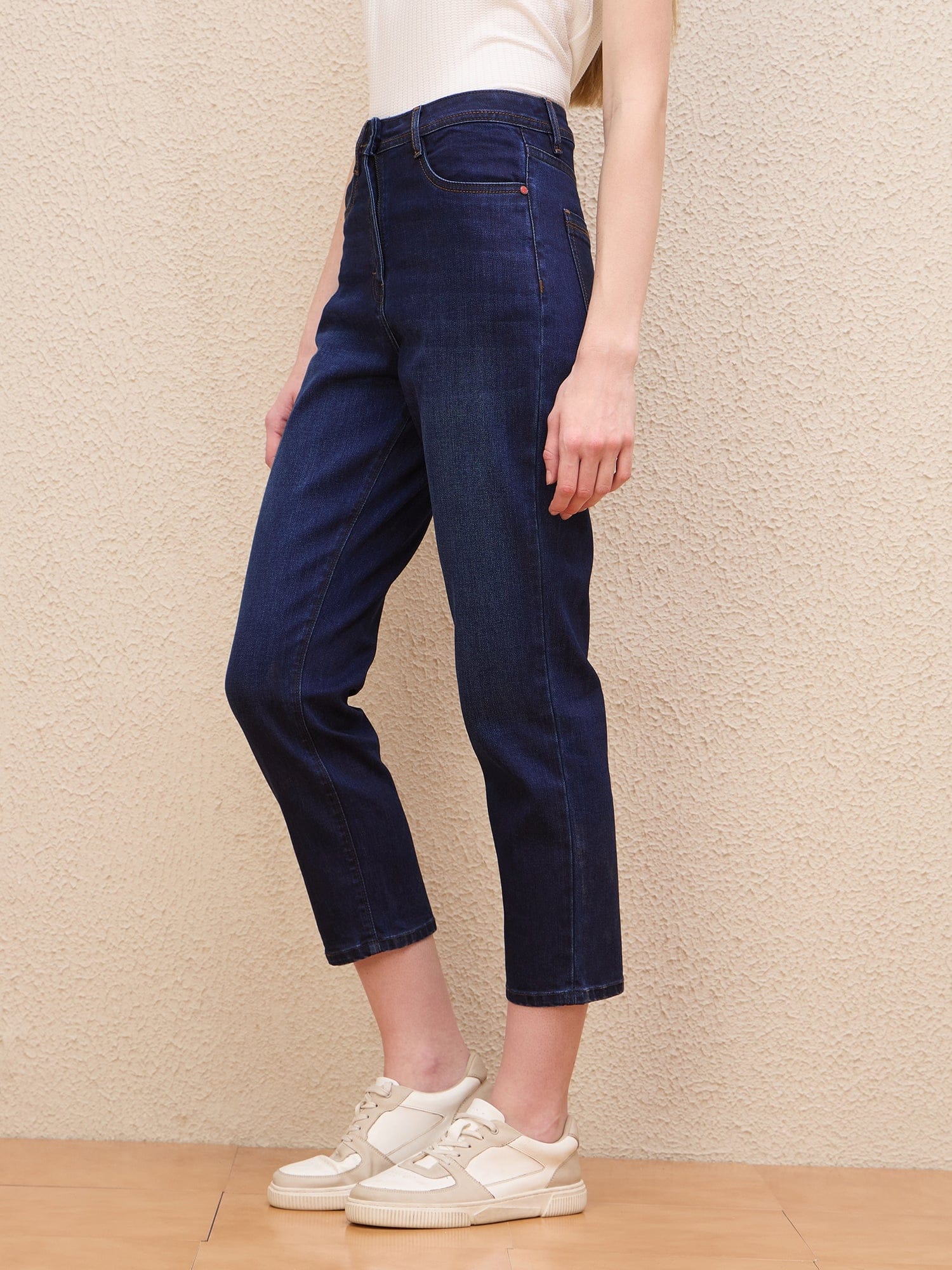 Iconic Women Blue Slim Fit Solid Jeans