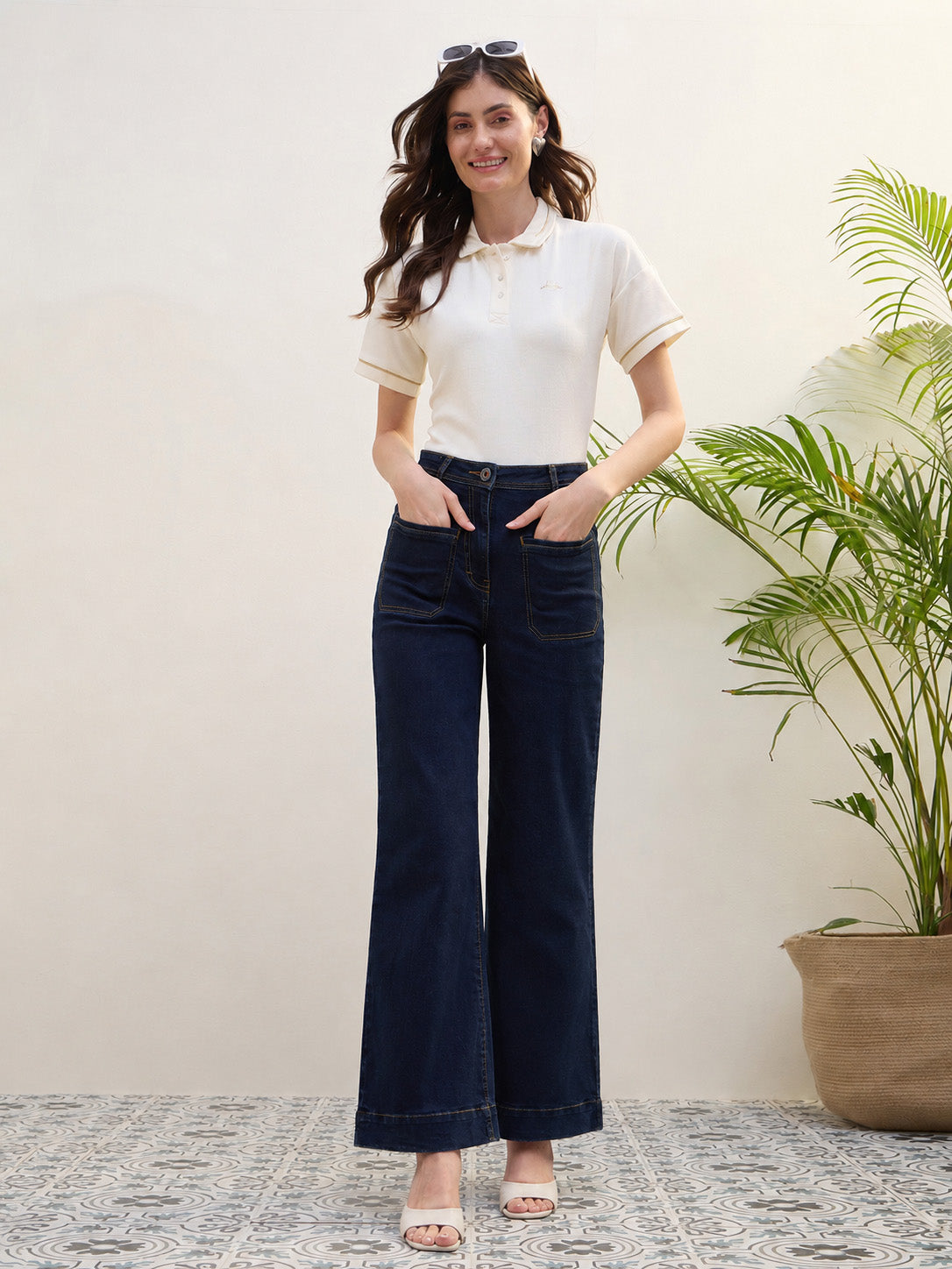 Iconic Women Blue Flared Solid Jeans