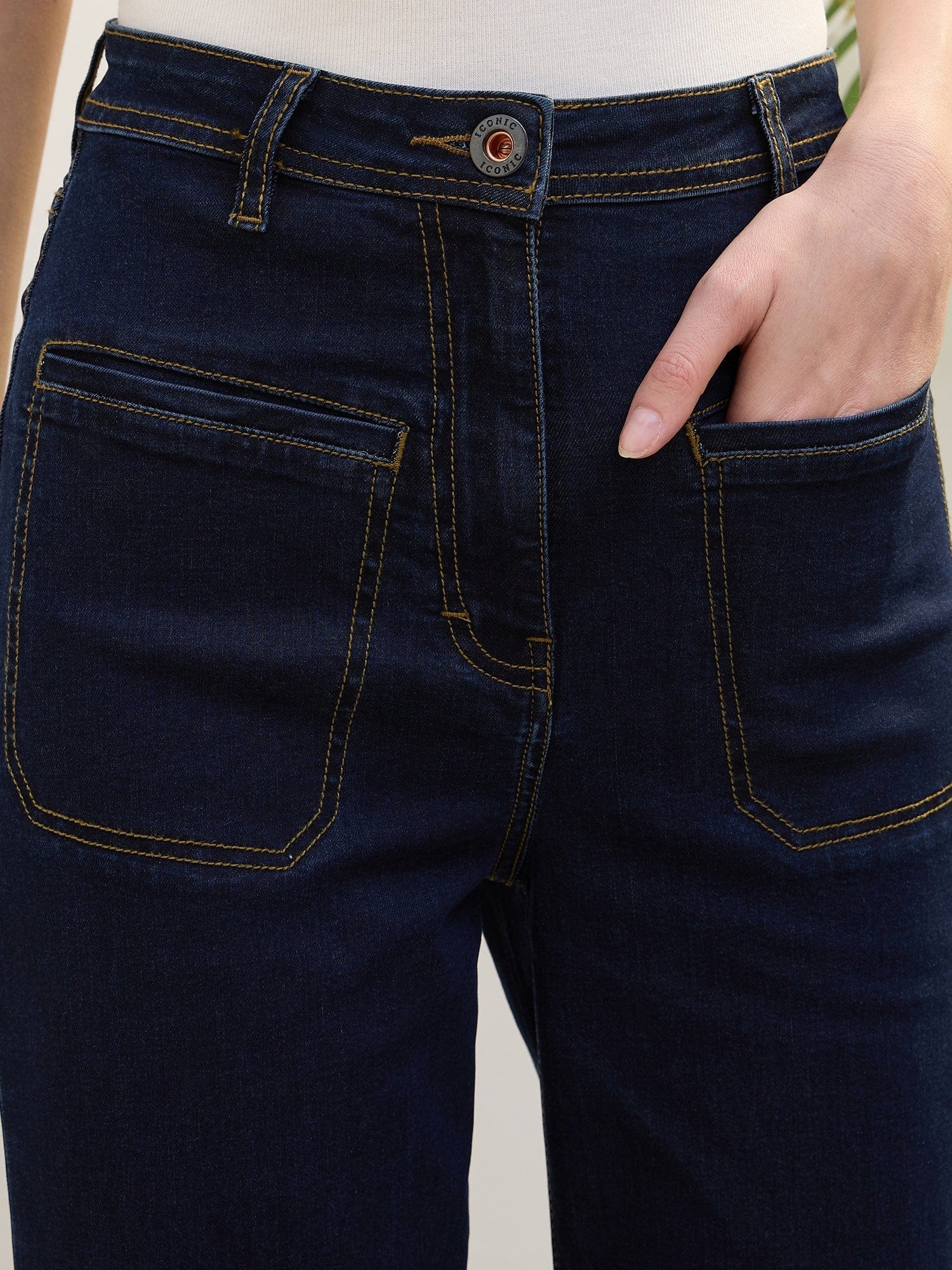 Iconic Women Blue Flared Solid Jeans