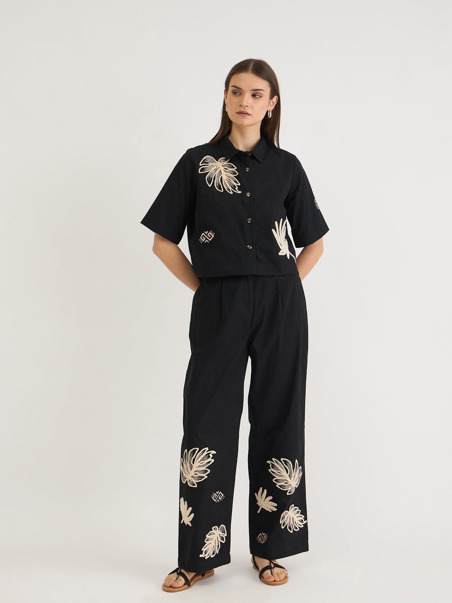 Elle Women Black Straight Fit Embroidered Trouser