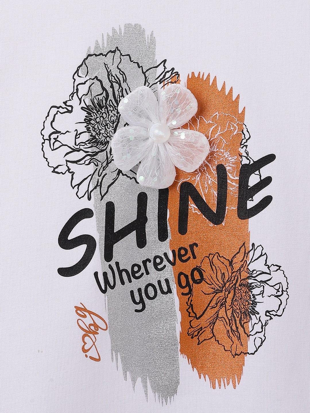 Blue Giraffe Kids White Solid Round Neck Tshirt