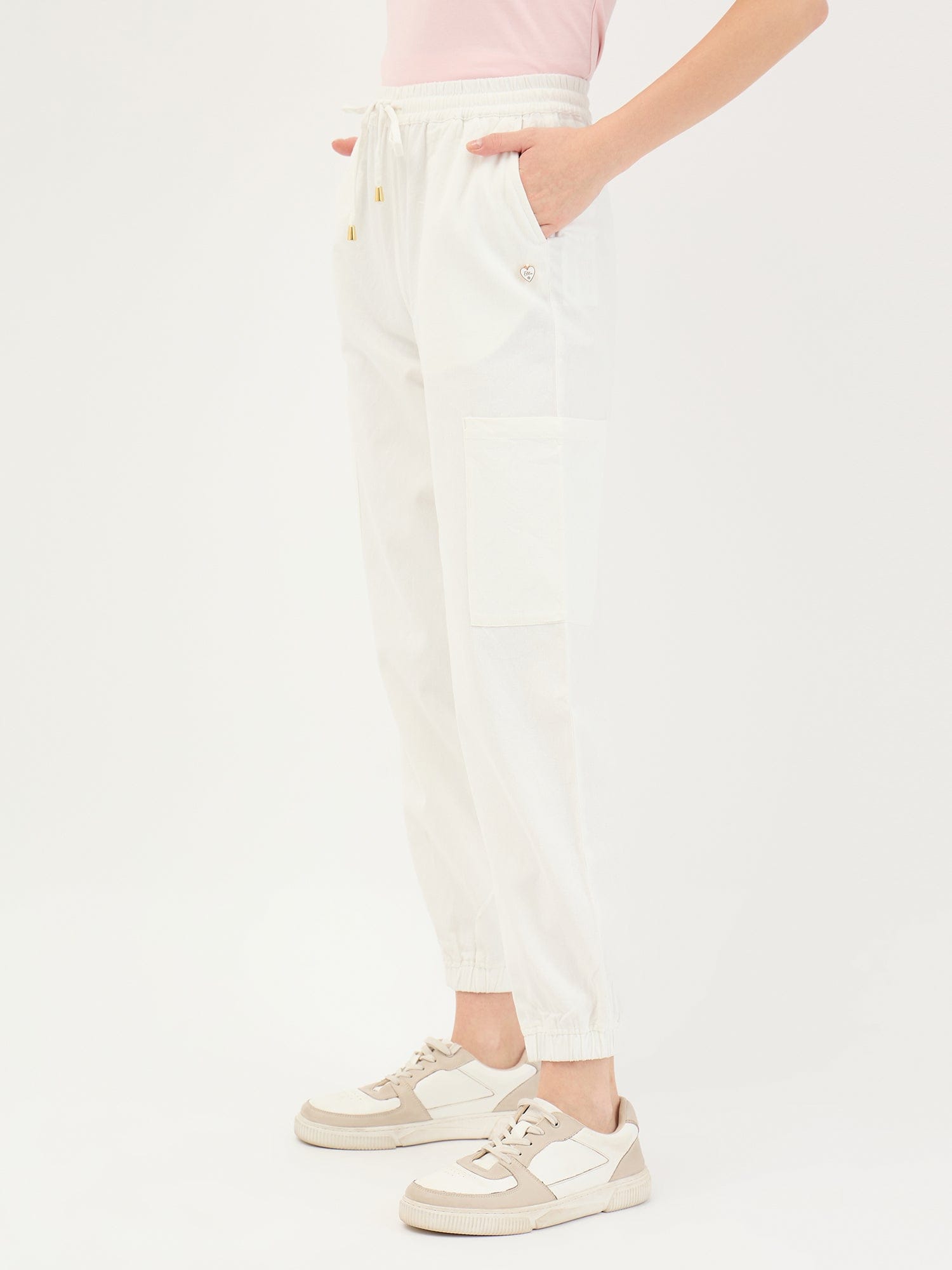 Elle Women White Cargo Fit Solid Jogger