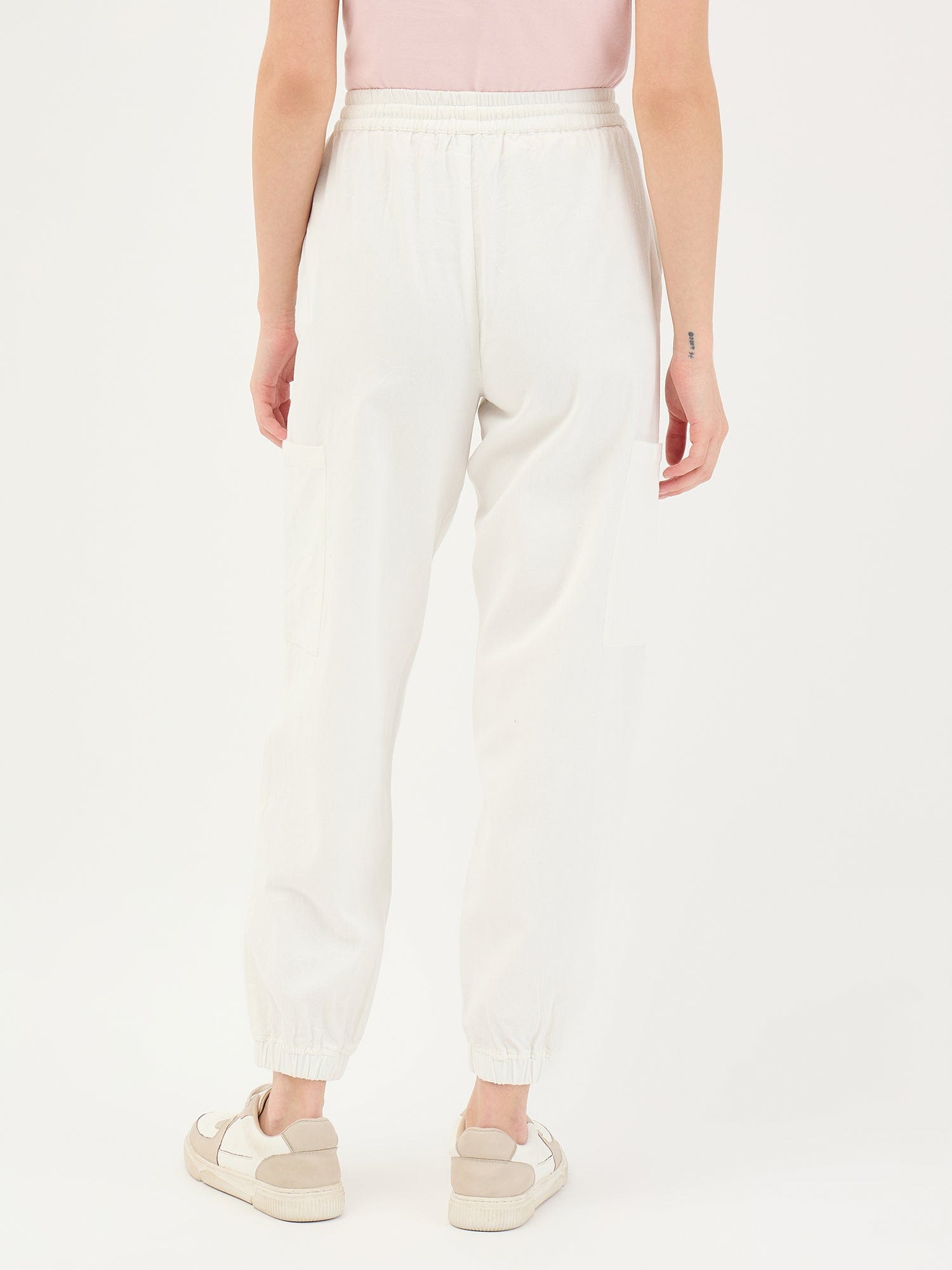 Elle Women White Cargo Fit Solid Jogger
