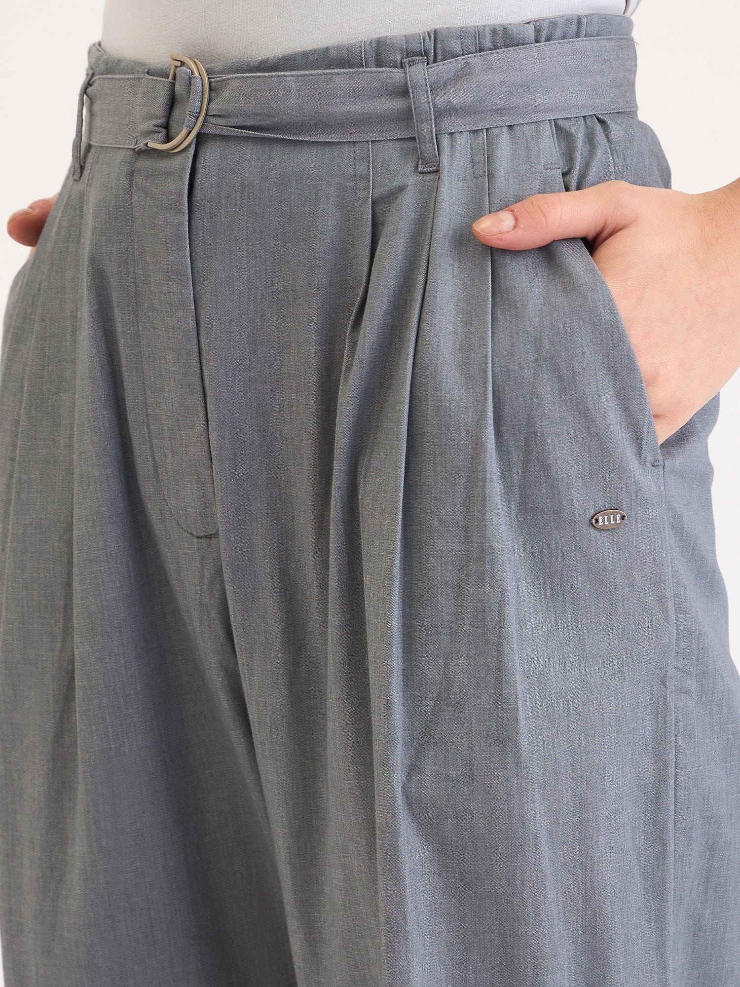 Elle Women Grey Relaxed Fit Solid Trouser