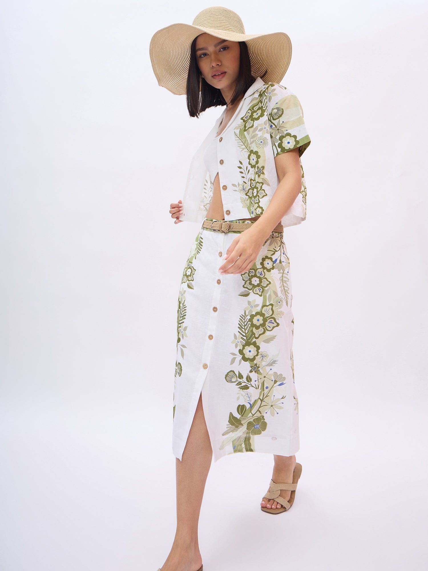 Elle Women White Relaxed Fit Printed Skirt