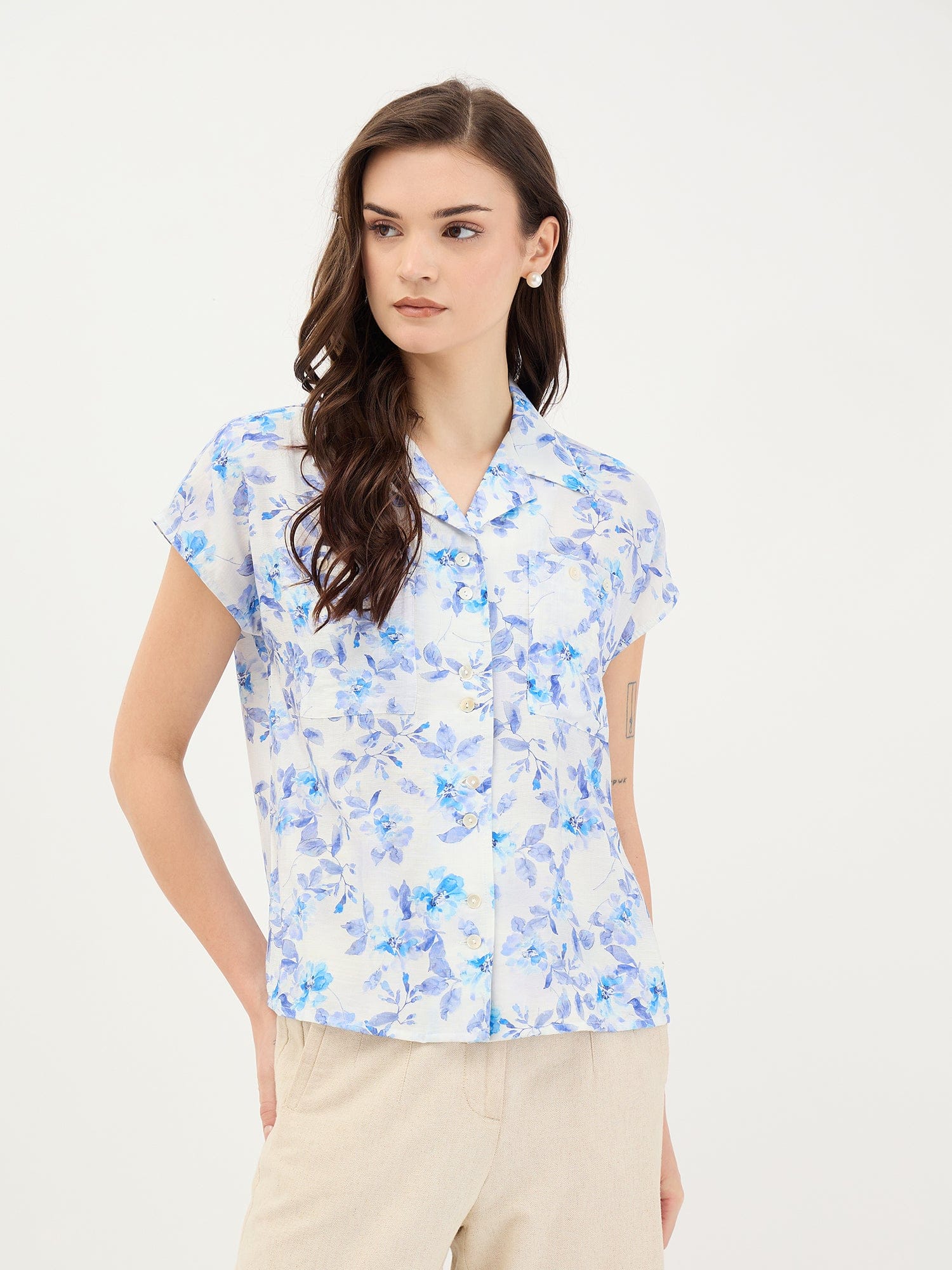 Elle Women Blue Printed Resort Collar Top