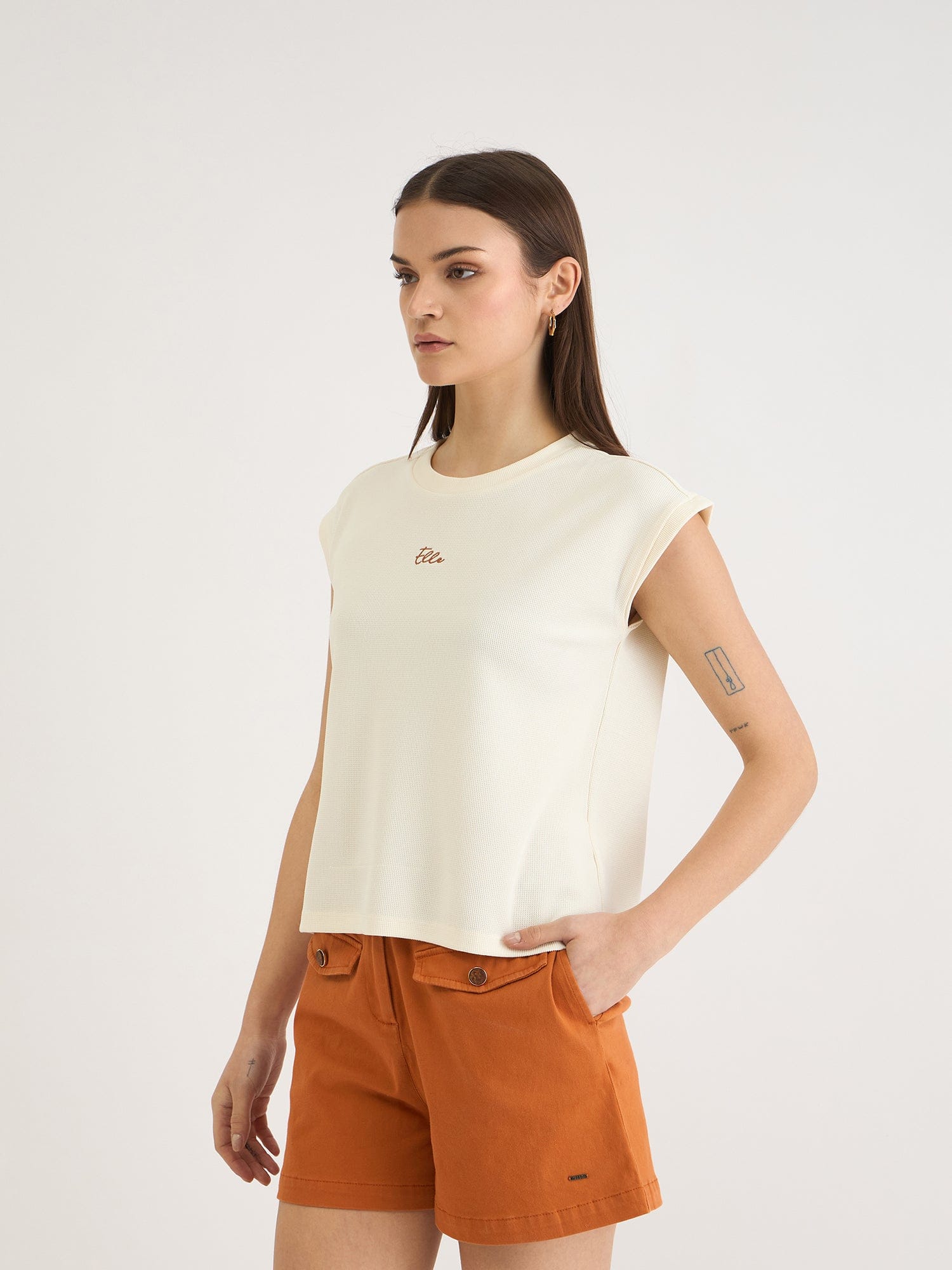 Elle Women White Textured Crew Neck Tshirt