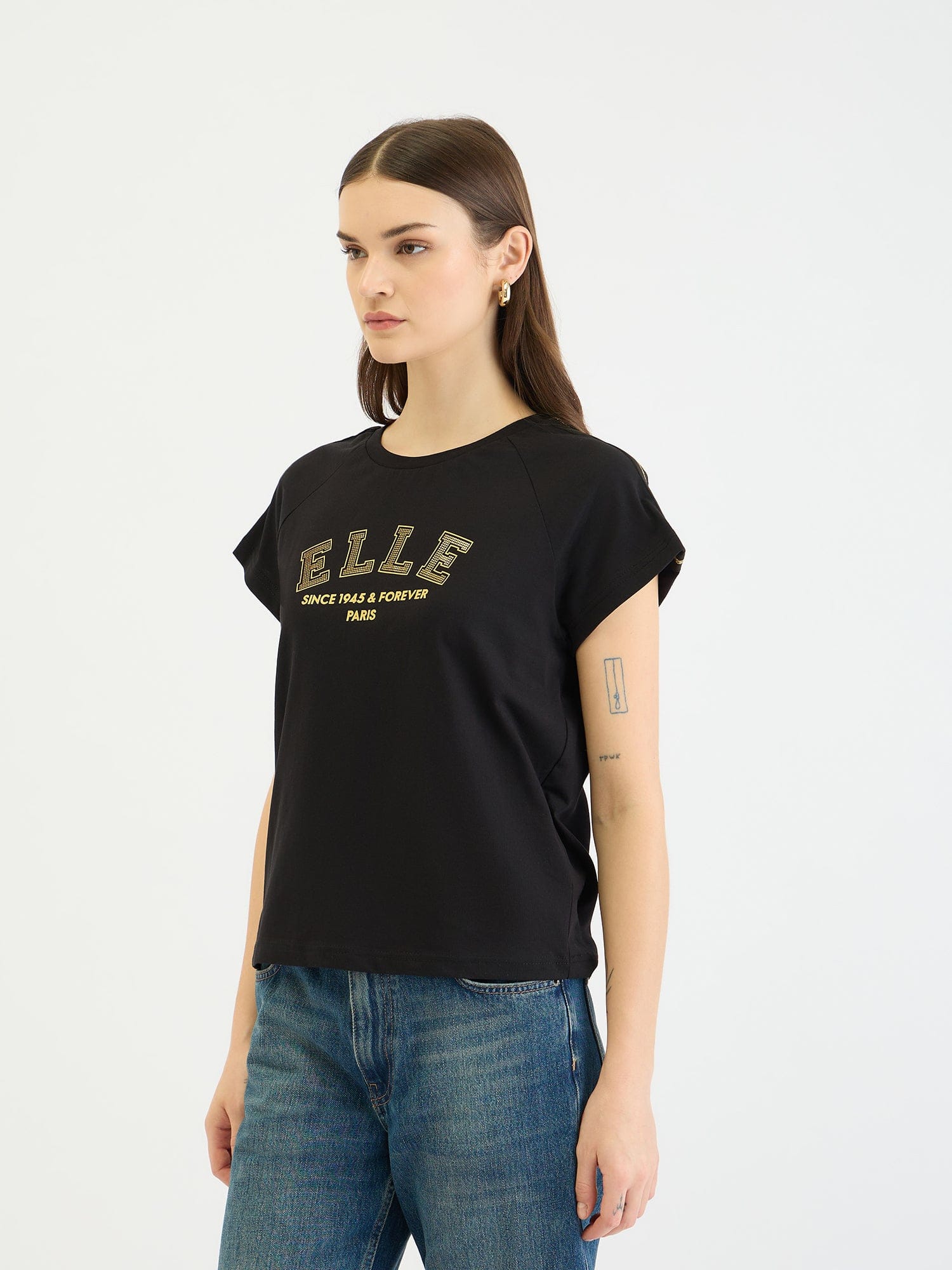 Elle Women Black Solid Crew Neck Tshirt