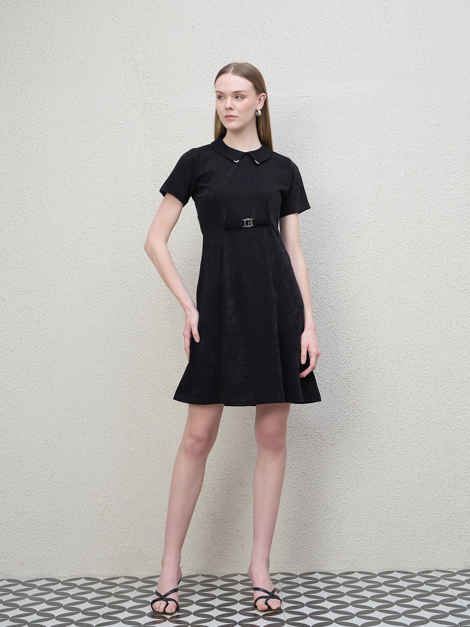 Iconic Women Black Solid Peterpan Collar Dress