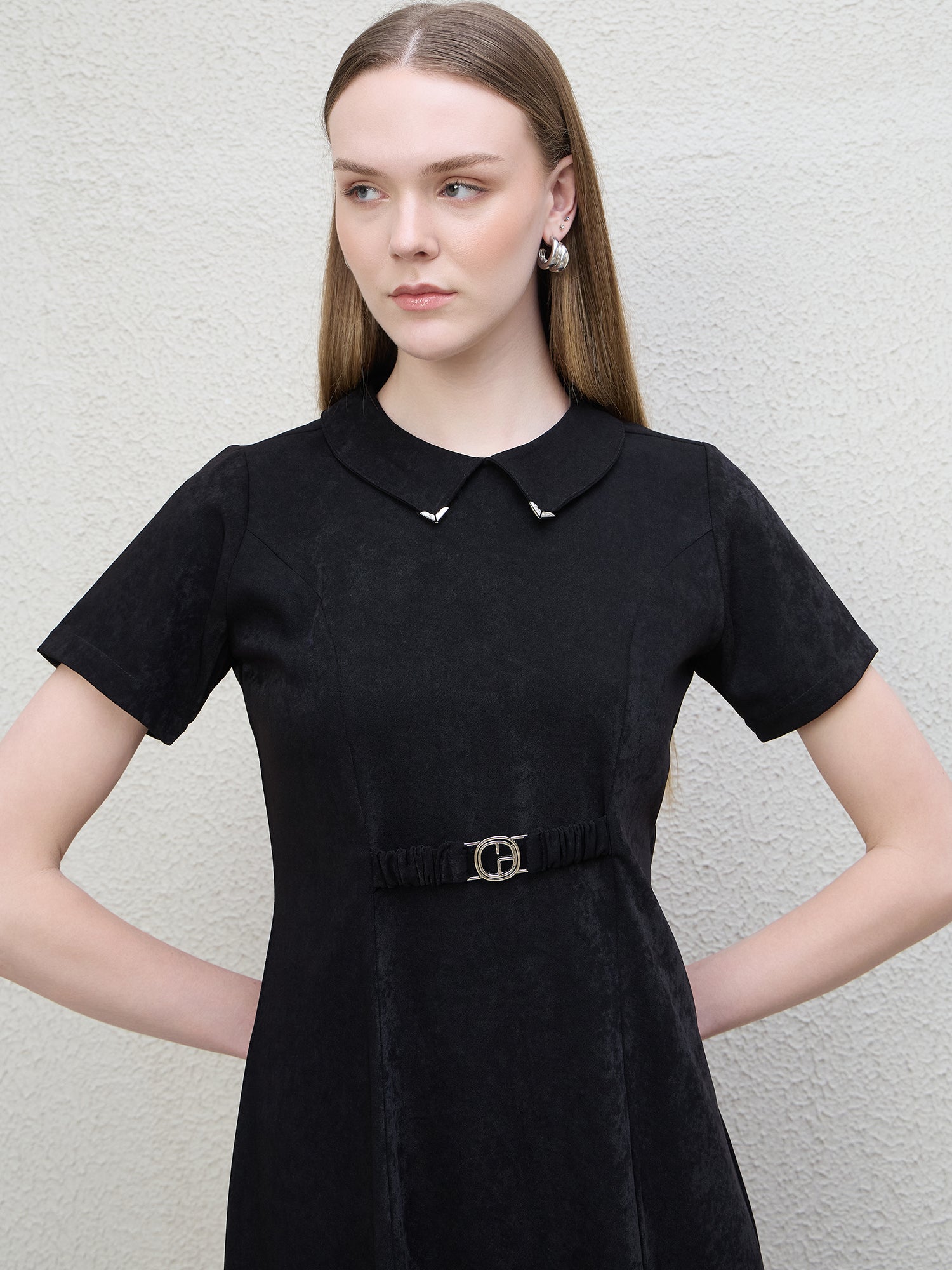 Iconic Women Black Solid Peterpan Collar Dress