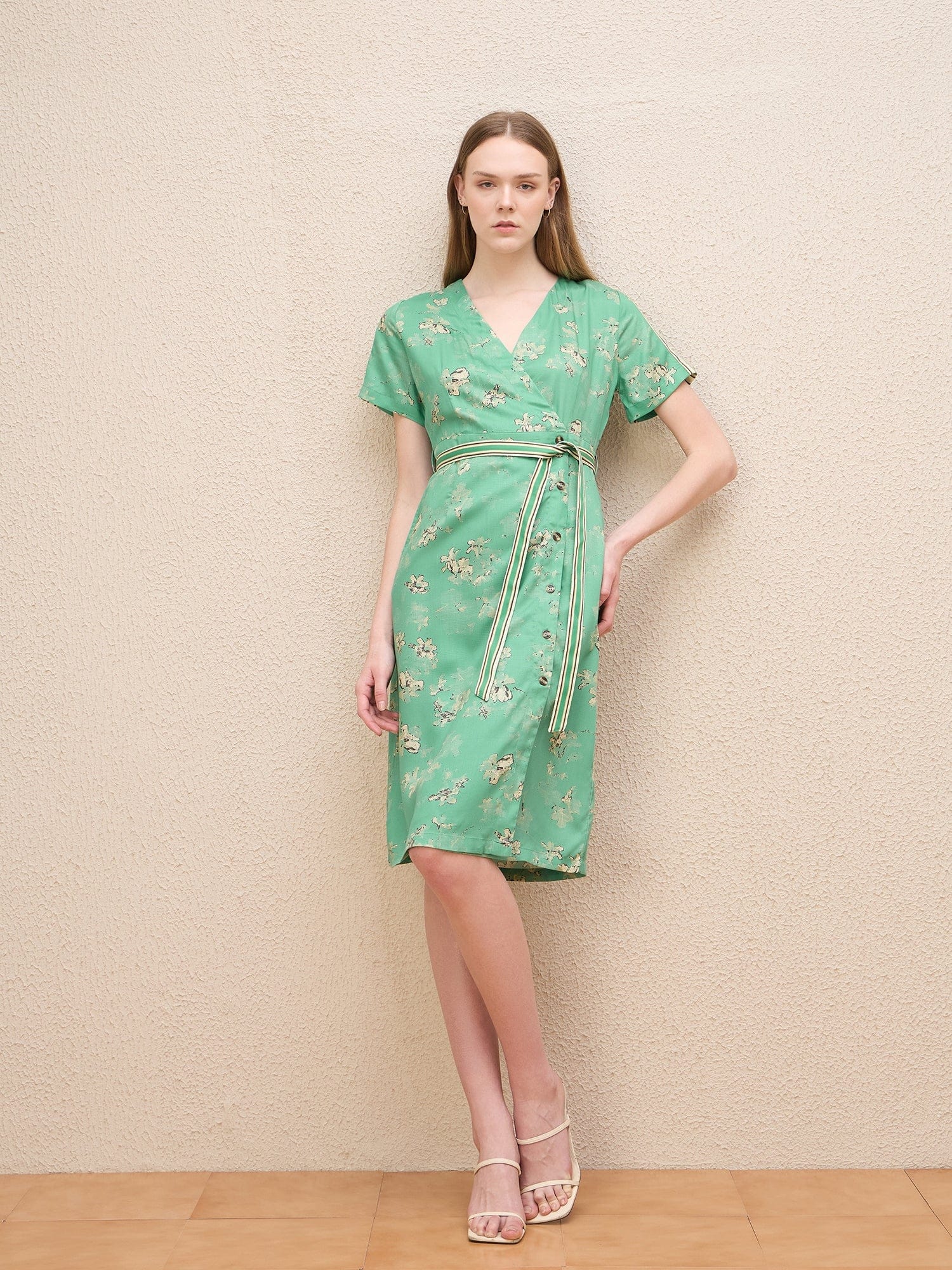 Iconic Women Green Printed Wrap Neck Dress