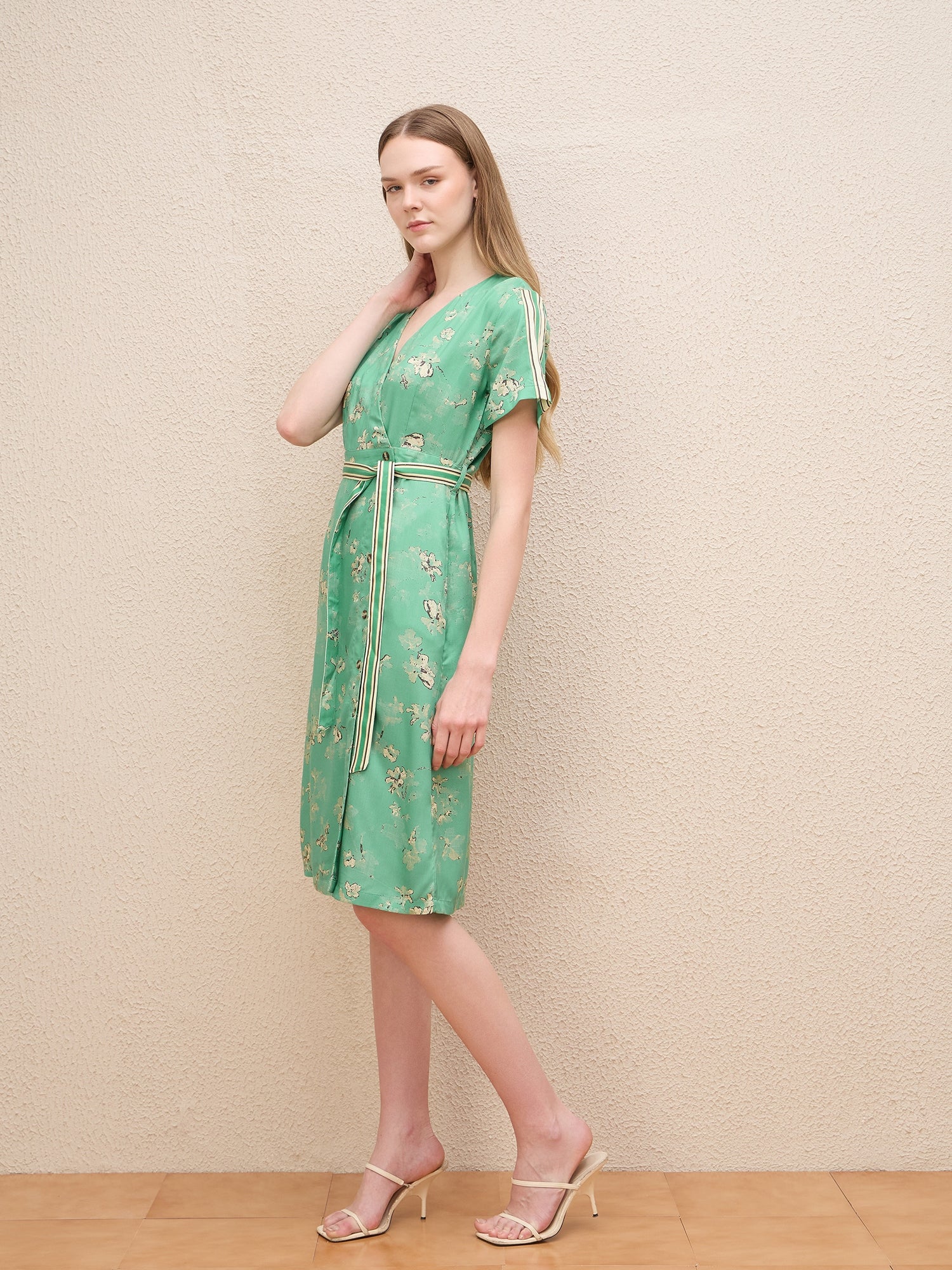 Iconic Women Green Printed Wrap Neck Dress