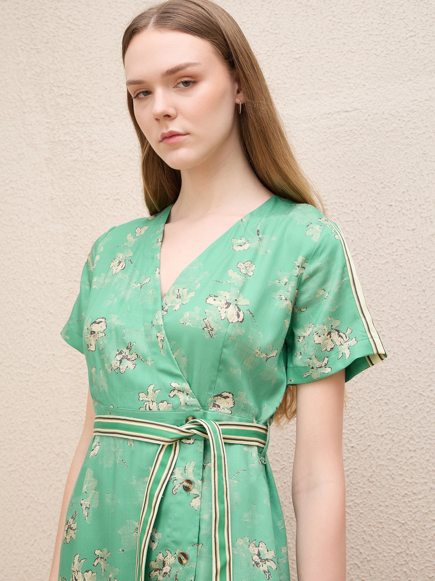 Iconic Women Green Printed Wrap Neck Dress