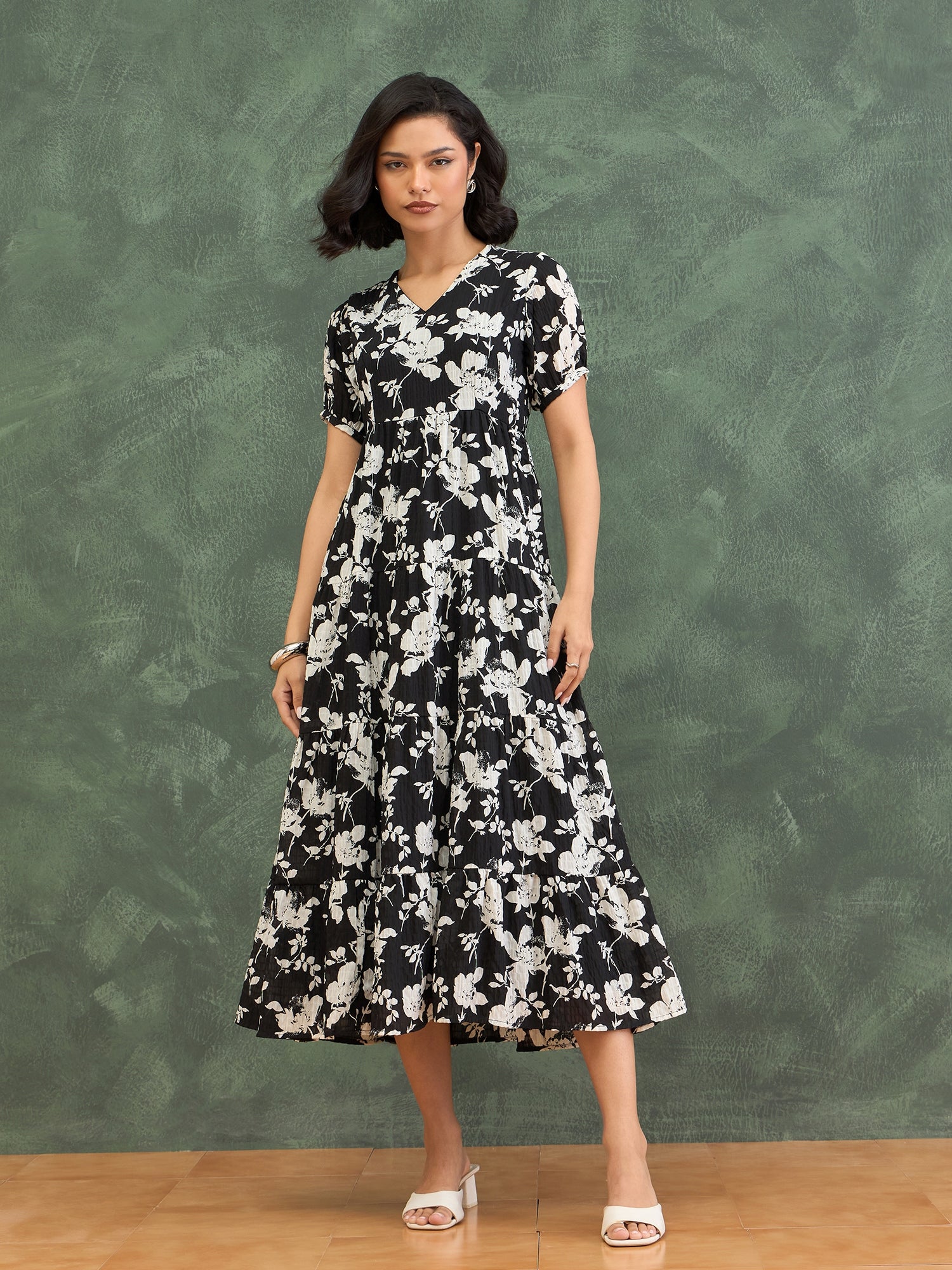 Iconic Women Black Printed V-Cut Dress