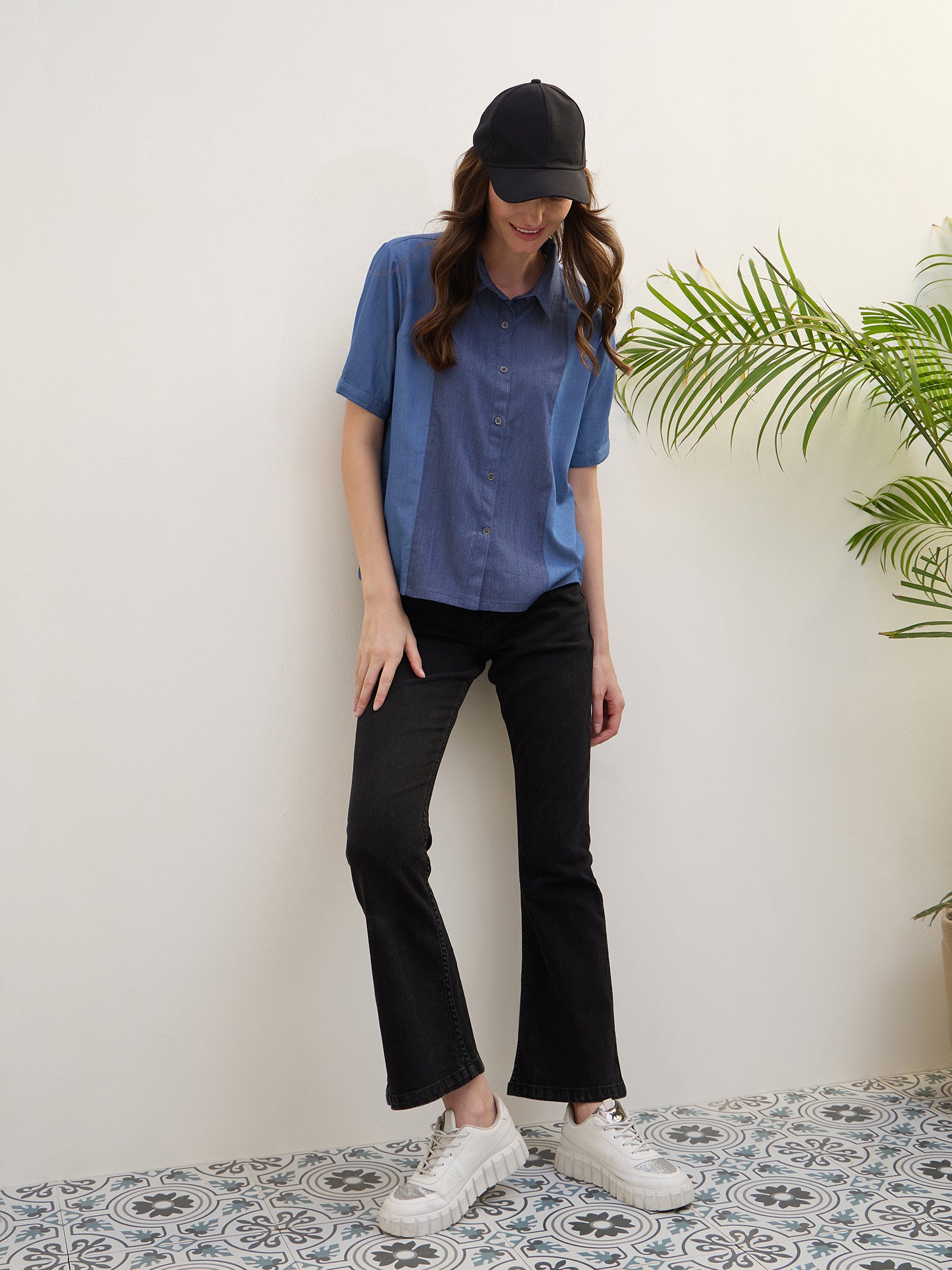 Iconic Women Black Bootcut Fit Solid Jeans