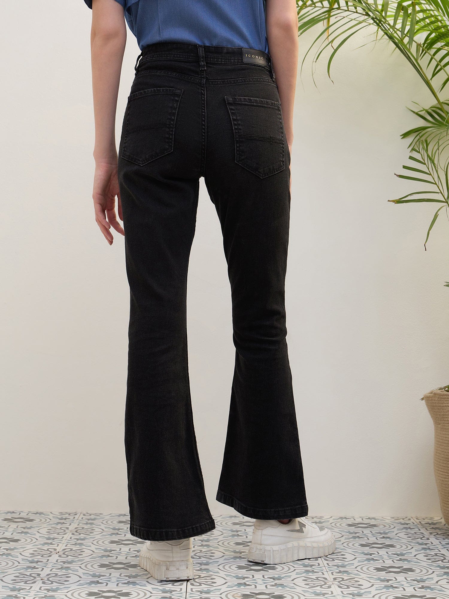 Iconic Women Black Bootcut Fit Solid Jeans
