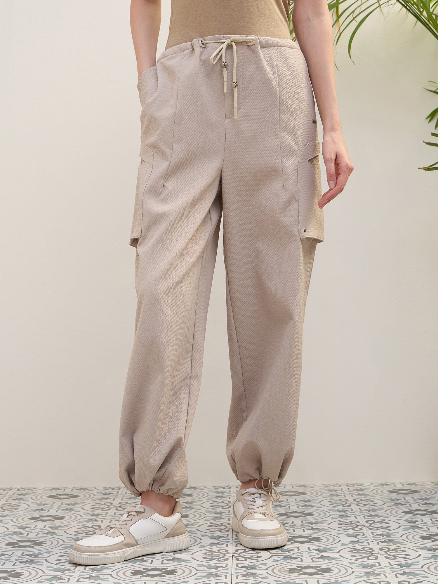 Iconic Women Beige Baggy Fit Solid Jogger