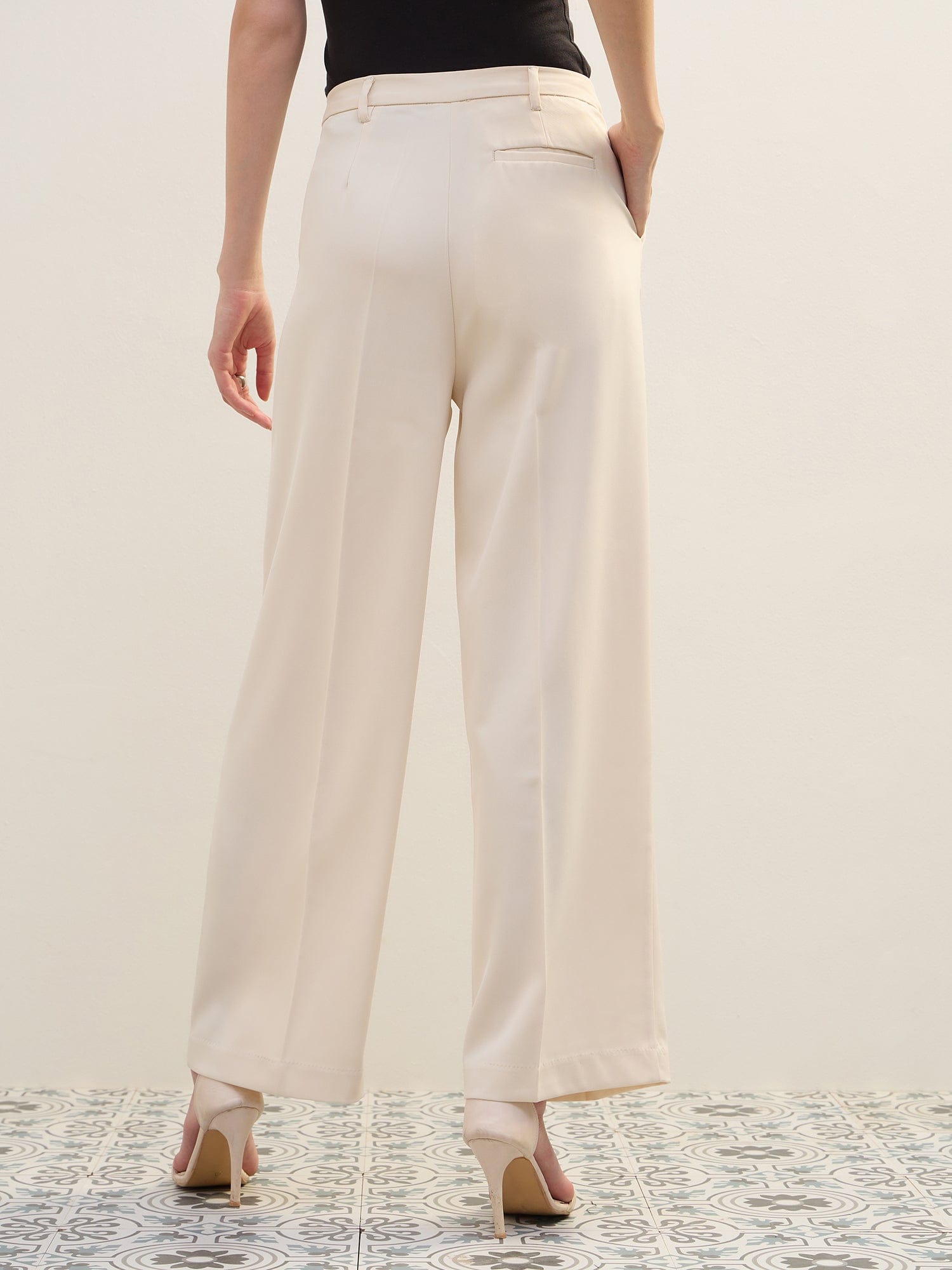 Iconic Women Beige Straight Fit Solid Trouser