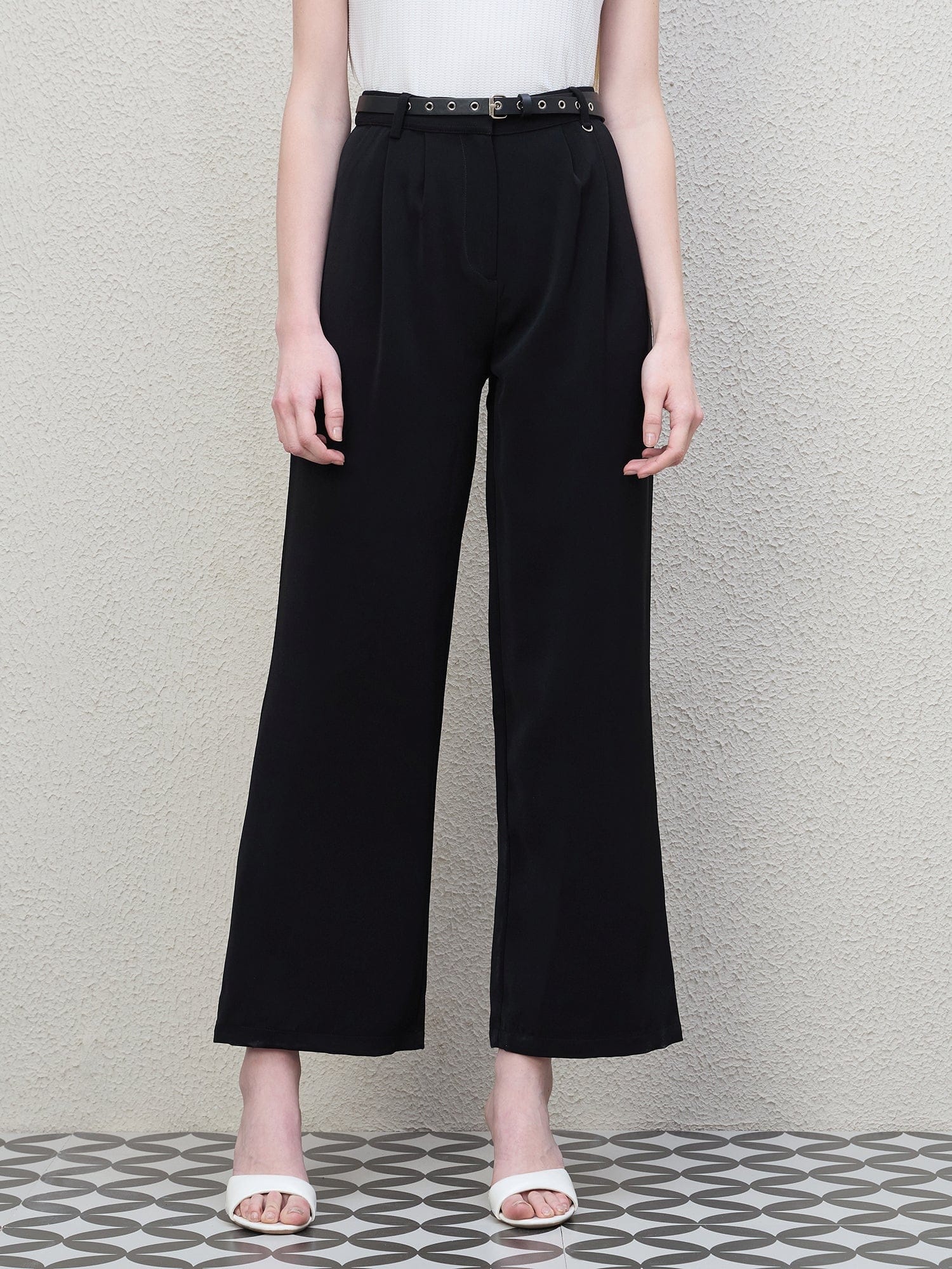 Iconic Women Black Flared Fit Solid Trouser