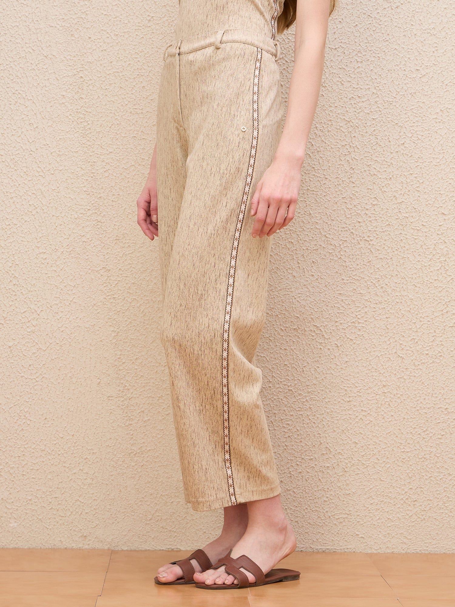 Iconic Women Beige Straight Fit Textured Trouser