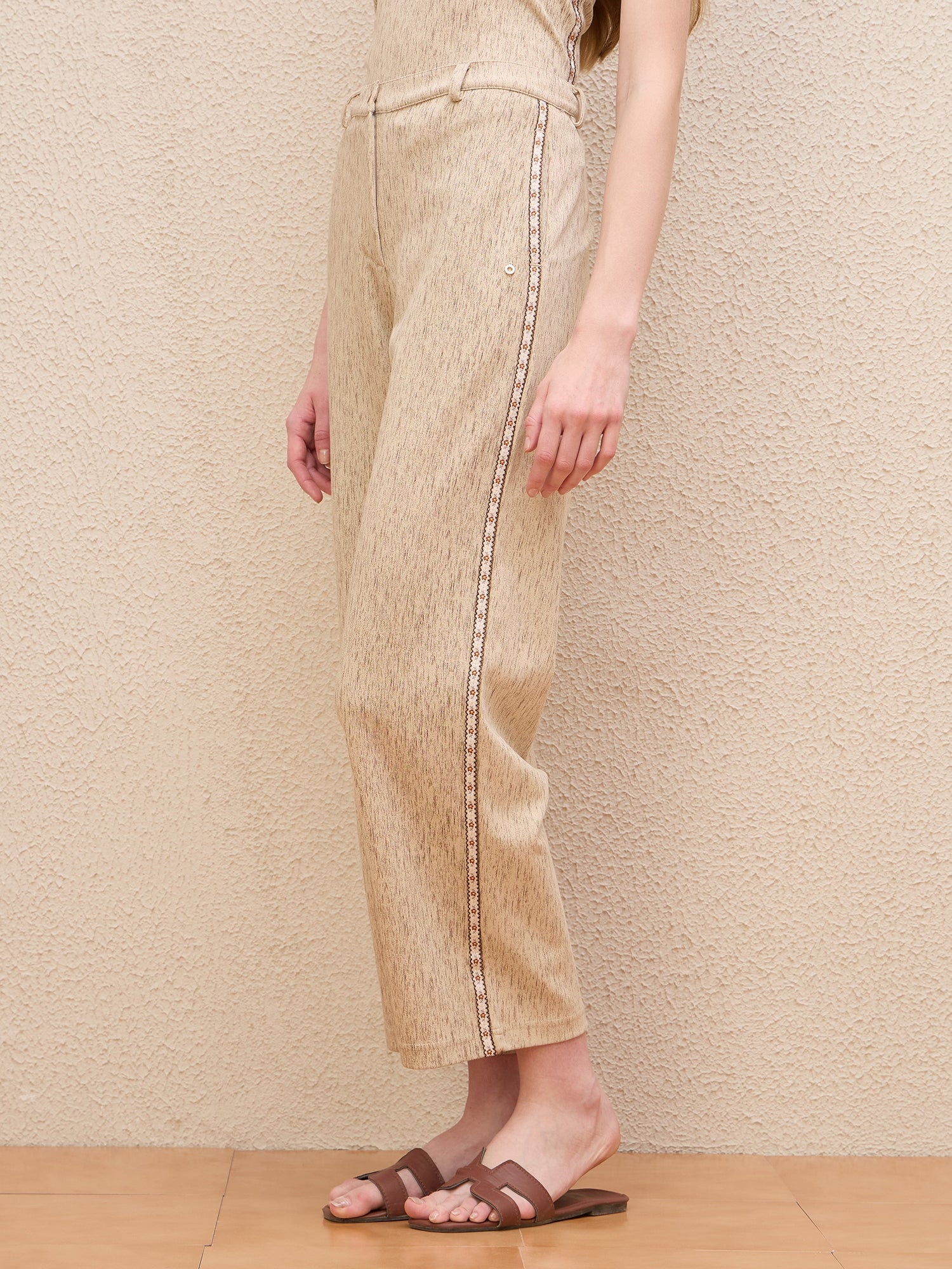 Iconic Women Beige Straight Fit Textured Trouser