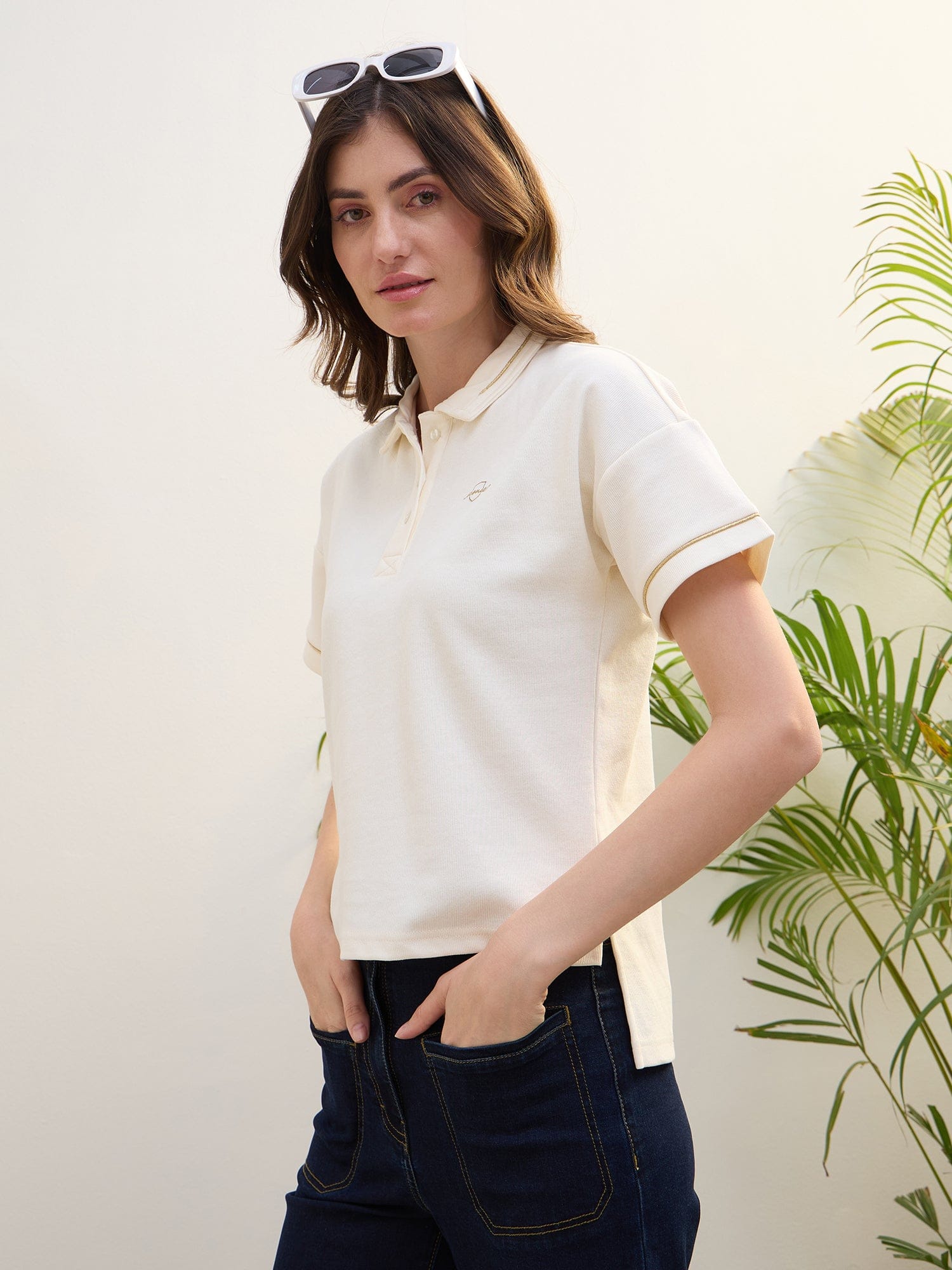 Iconic Women White Solid Polo Tshirt