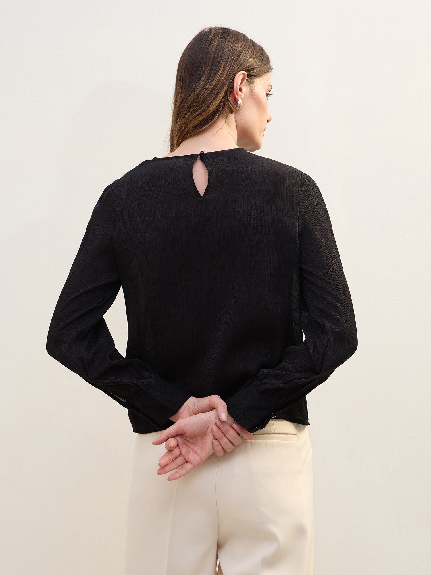 Iconic Women Black Crinkled Round Neck Top