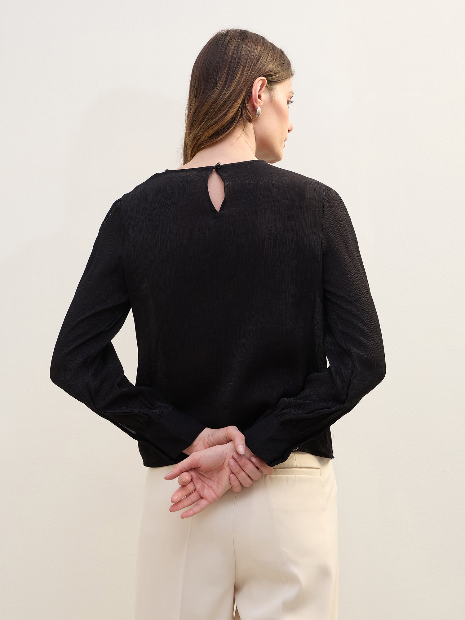 Iconic Women Black Crinkled Round Neck Top