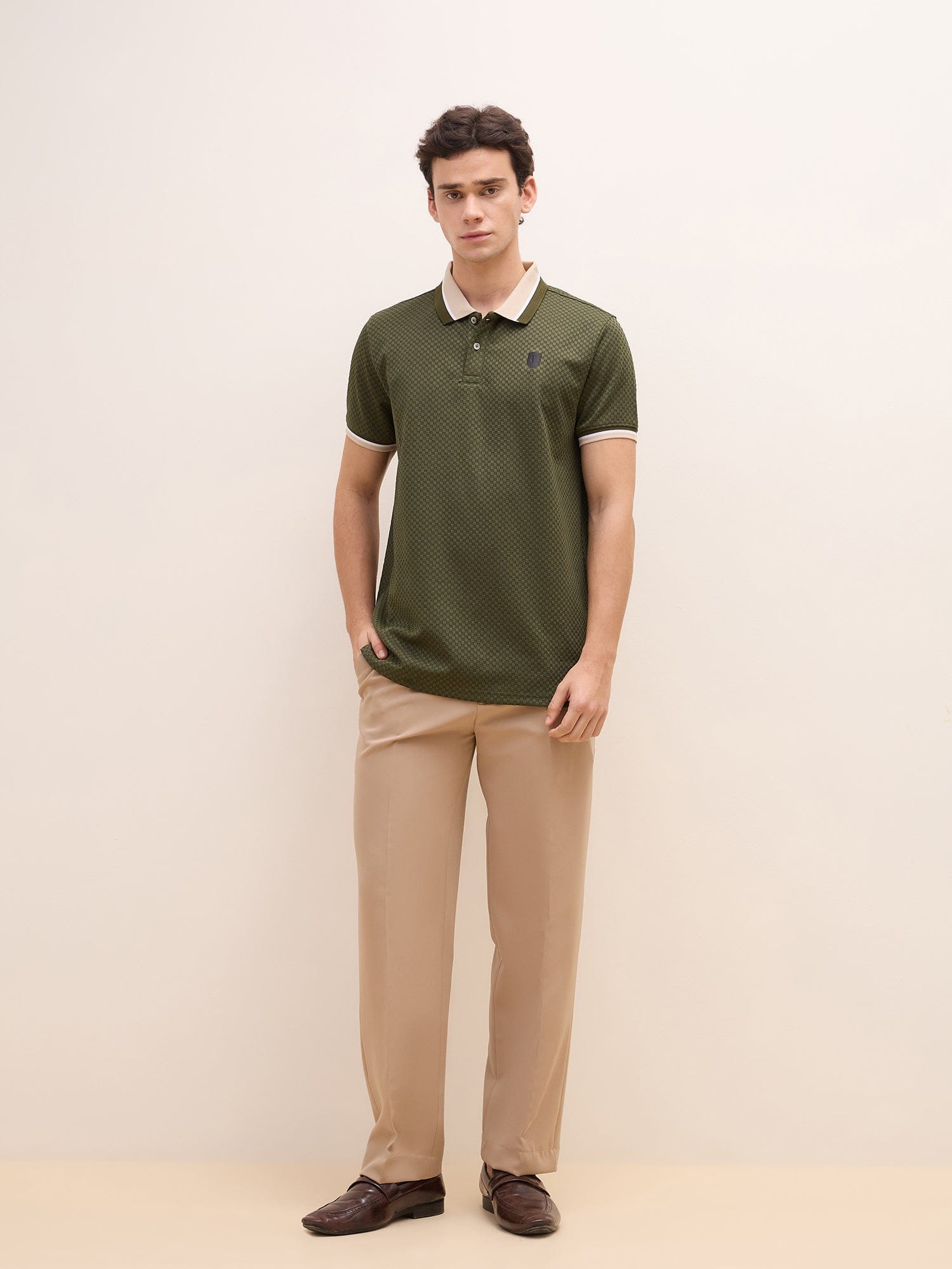 Iconic Men Green Textured Polo Tshirt
