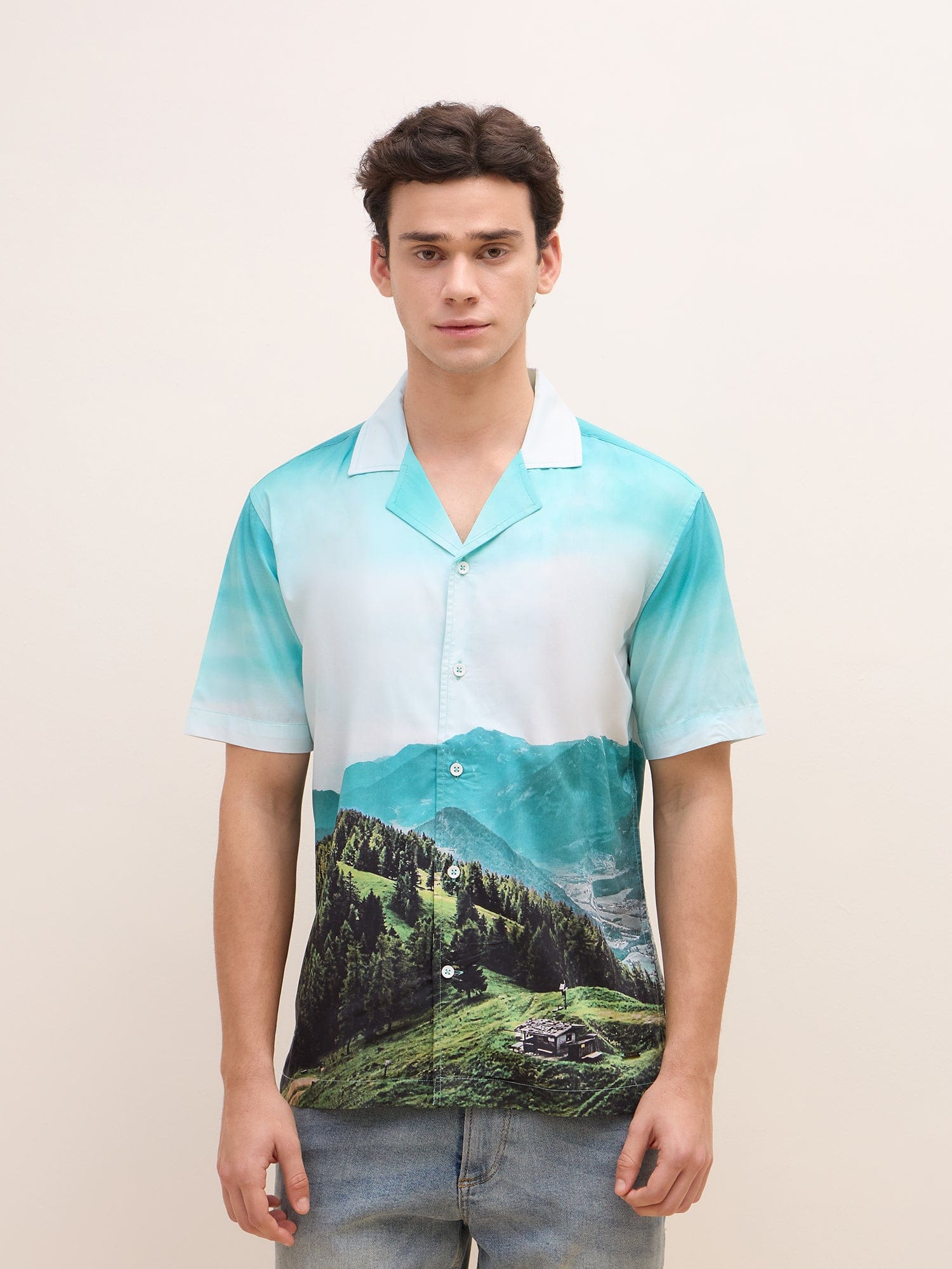 Iconic Men Multi Printed Resort Collar Shirt