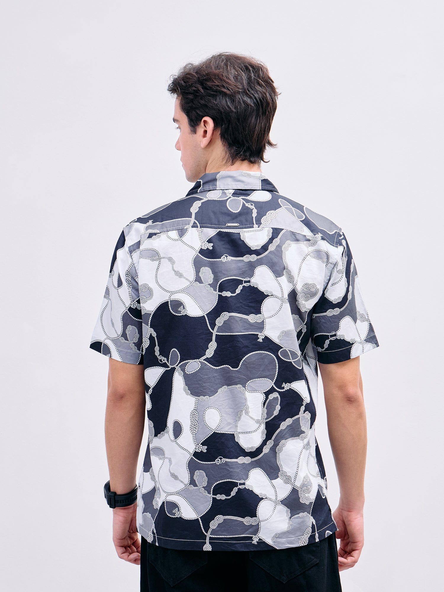 Iconic Men Black Printed Resort Collar Shirt